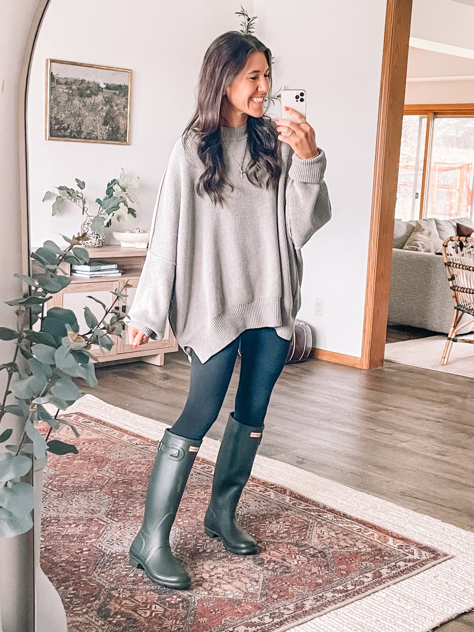Spring outfit 💧🌷

Hunter rain boots
Amazon fashion leggings
Free people oversized sweater 


Causal outfit 
Comfy outfit 
Free people style 


#LTKSeasonal #LTKstyletip #LTKshoecrush