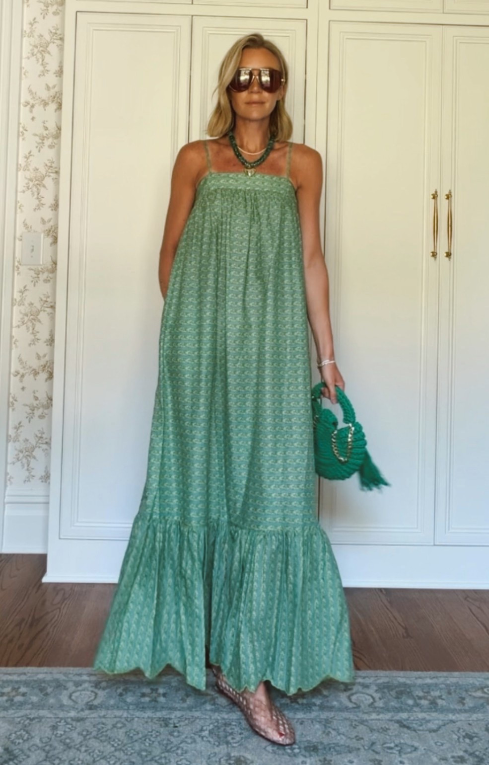 Xs in this dress!