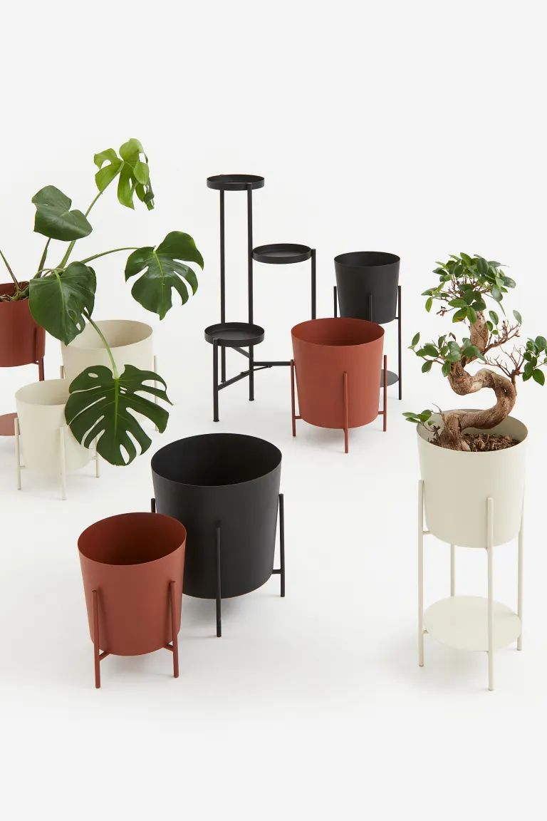 Large Plant Pot on Pedestal - Light beige - Home All | H&M US | H&M (US + CA)
