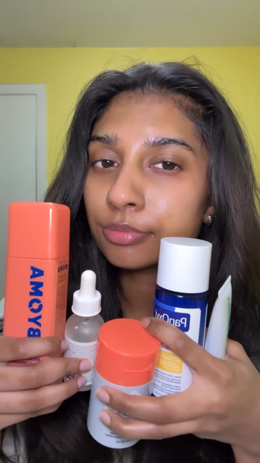 Kicking dryness to the curb! 🫧 

These amazing products have worked wonders for my combination to dry skin, providing long-lasting hydration and a healthier complexion. Bye-bye dryness and hello hydration! 🧴👋🏽

Products Used:
@panoxyl clarifying exfoliant
@theordinary niacinamide 10% Zinc 1 % face serum
@bubble cloud surf water cream moisturizer 
@topicals slick slave lip balm in mint
@byoma balancing face mist 

#skincare #beautyessentials #makeup #contentcreator #skincareroutine