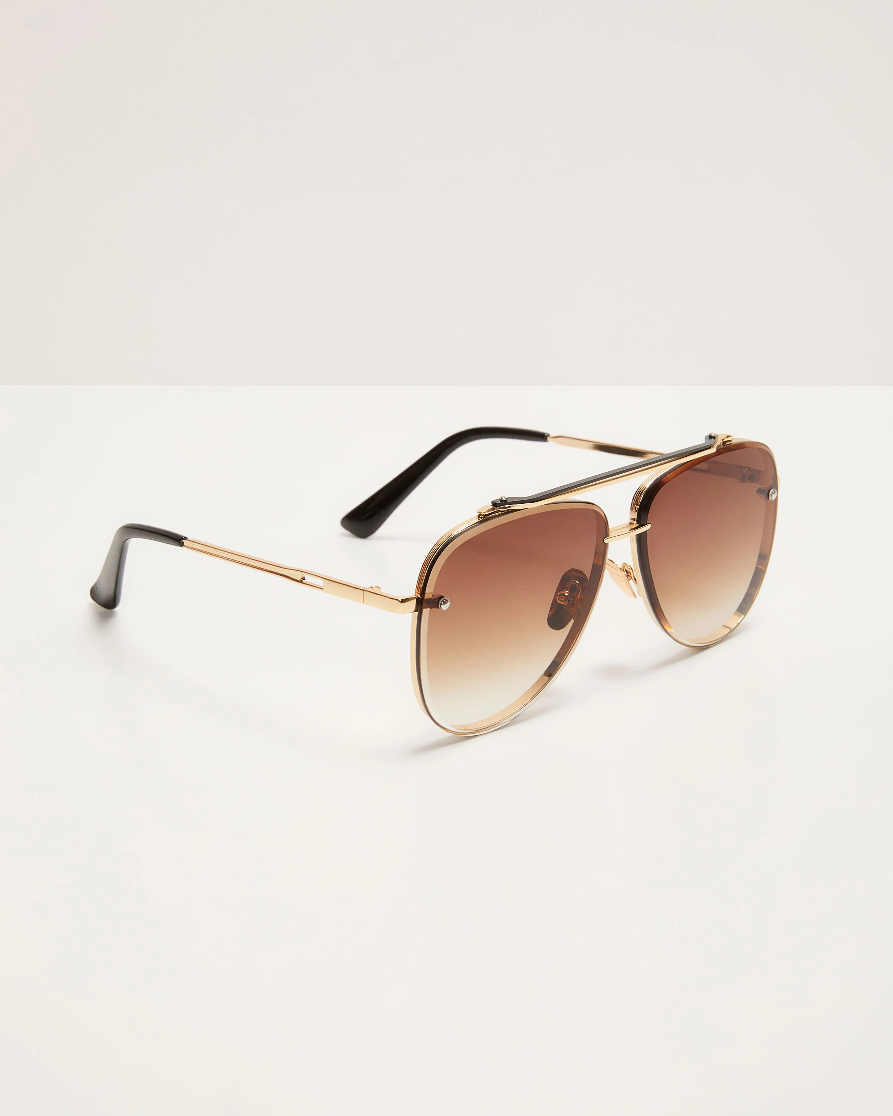 Berlin Ombre Oversized Aviator Sunglasses | VICI