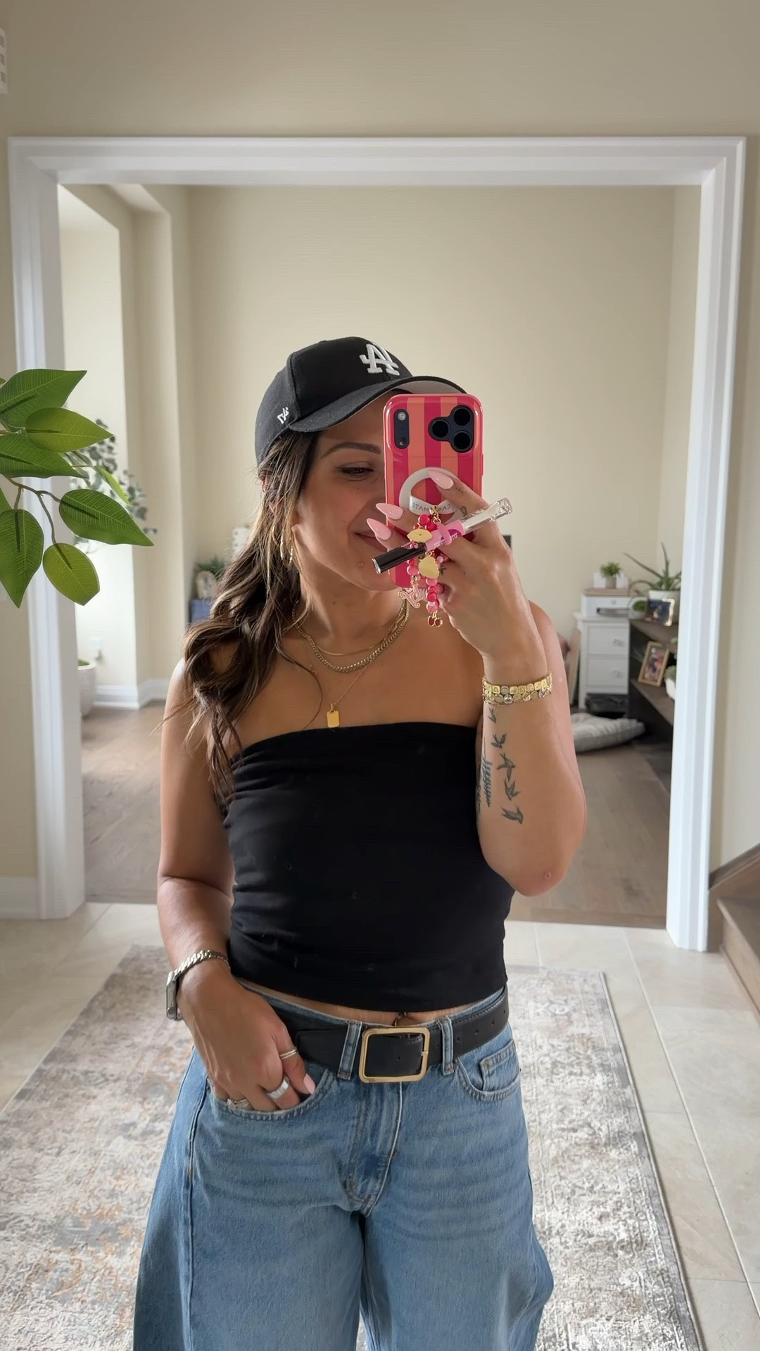 I’m obsessed with these barrel jeans!
