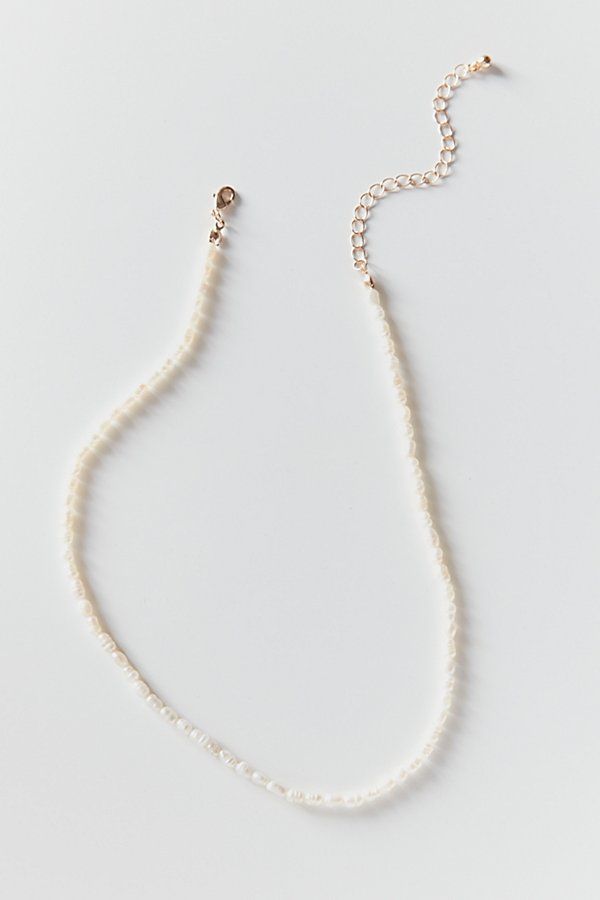 Charlotte Freshwater Pearl Necklace | Urban Outfitters (US and RoW)