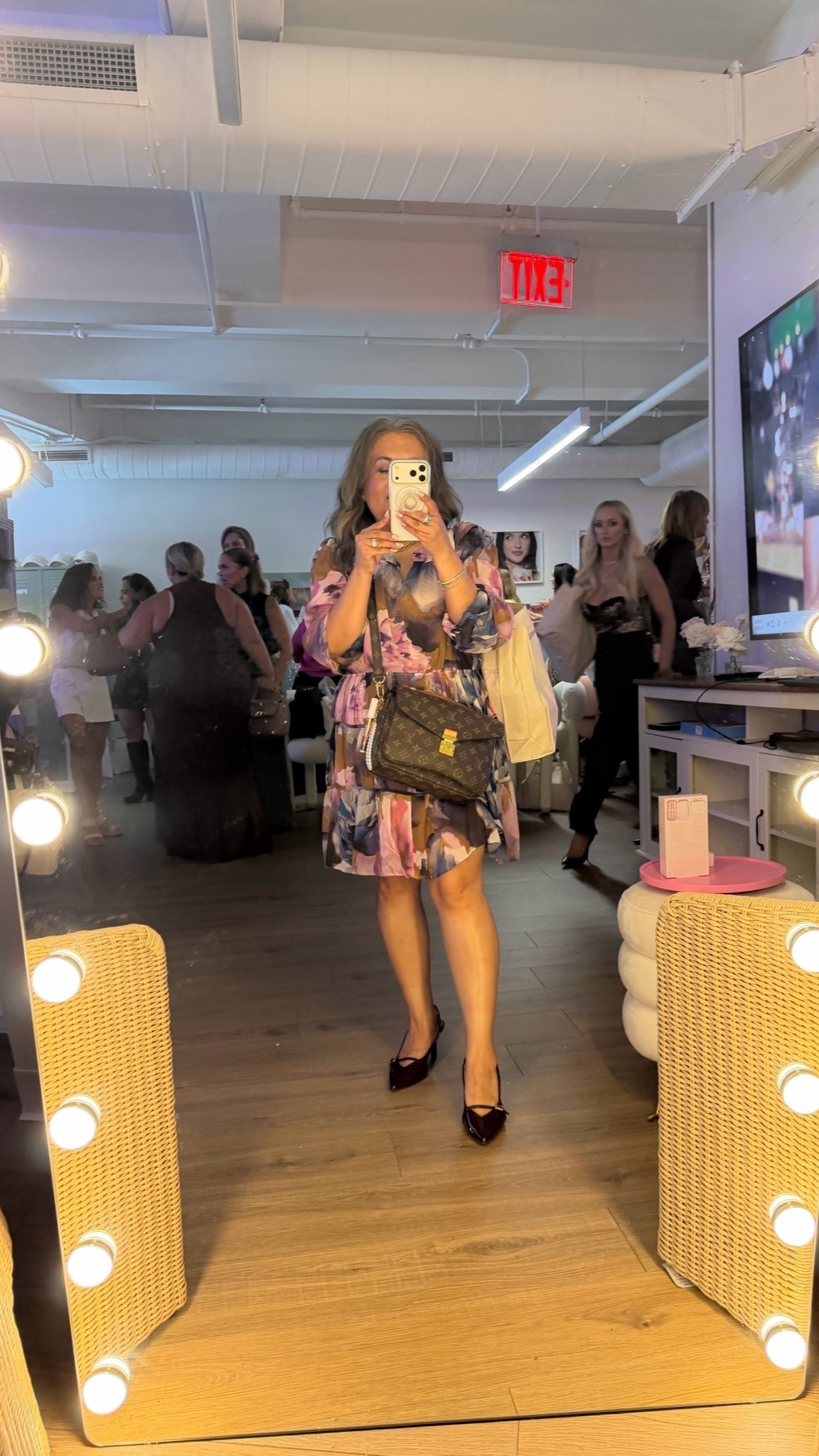 What I wore to pregame with @Tarte last night💜🩷

#LTKNYFW #LTKootd #LTKMidsize