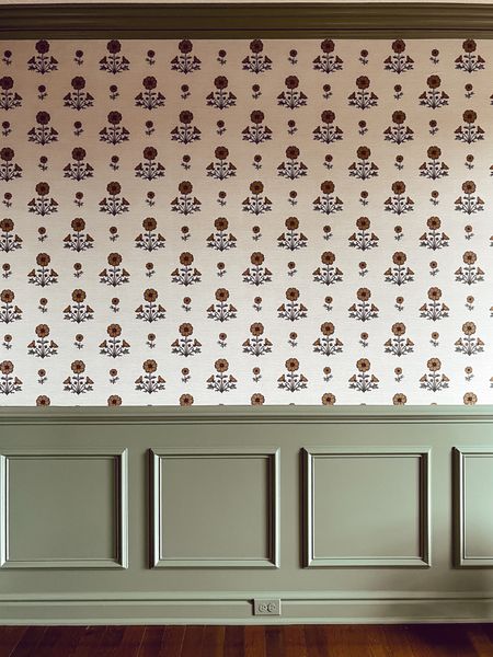 Our dining room is almost complete 😁😁😁

Wallpaper / House Paint / Home Style / Modern Traditional / Colonial / Vintage / grandmillennial

#LTKfindsunder100 #LTKhome #LTKfindsunder50
