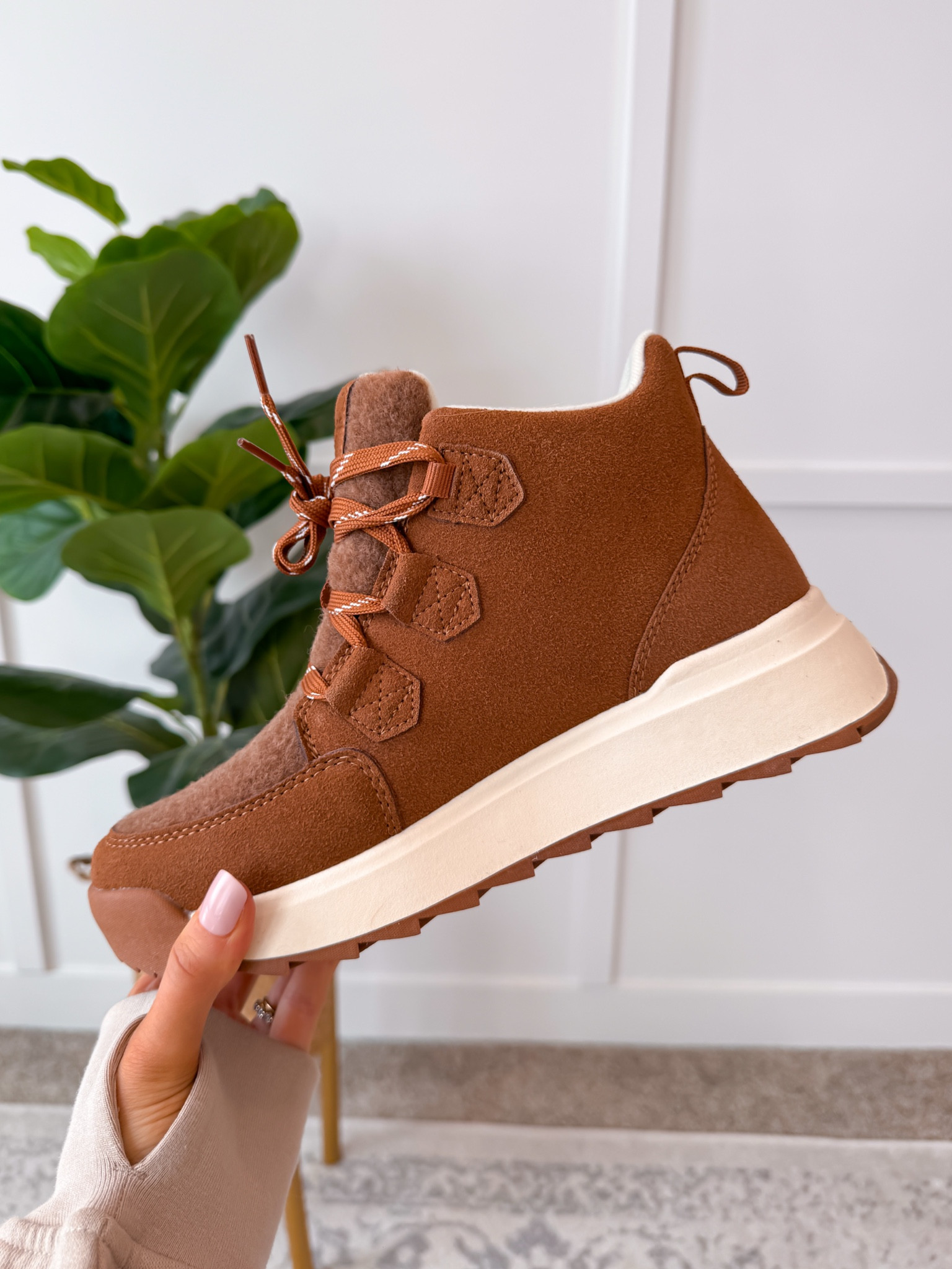 Snow boots

Winter outfits | boots

#LTKStyleTip #LTKFindsUnder50 #LTKSaleAlert