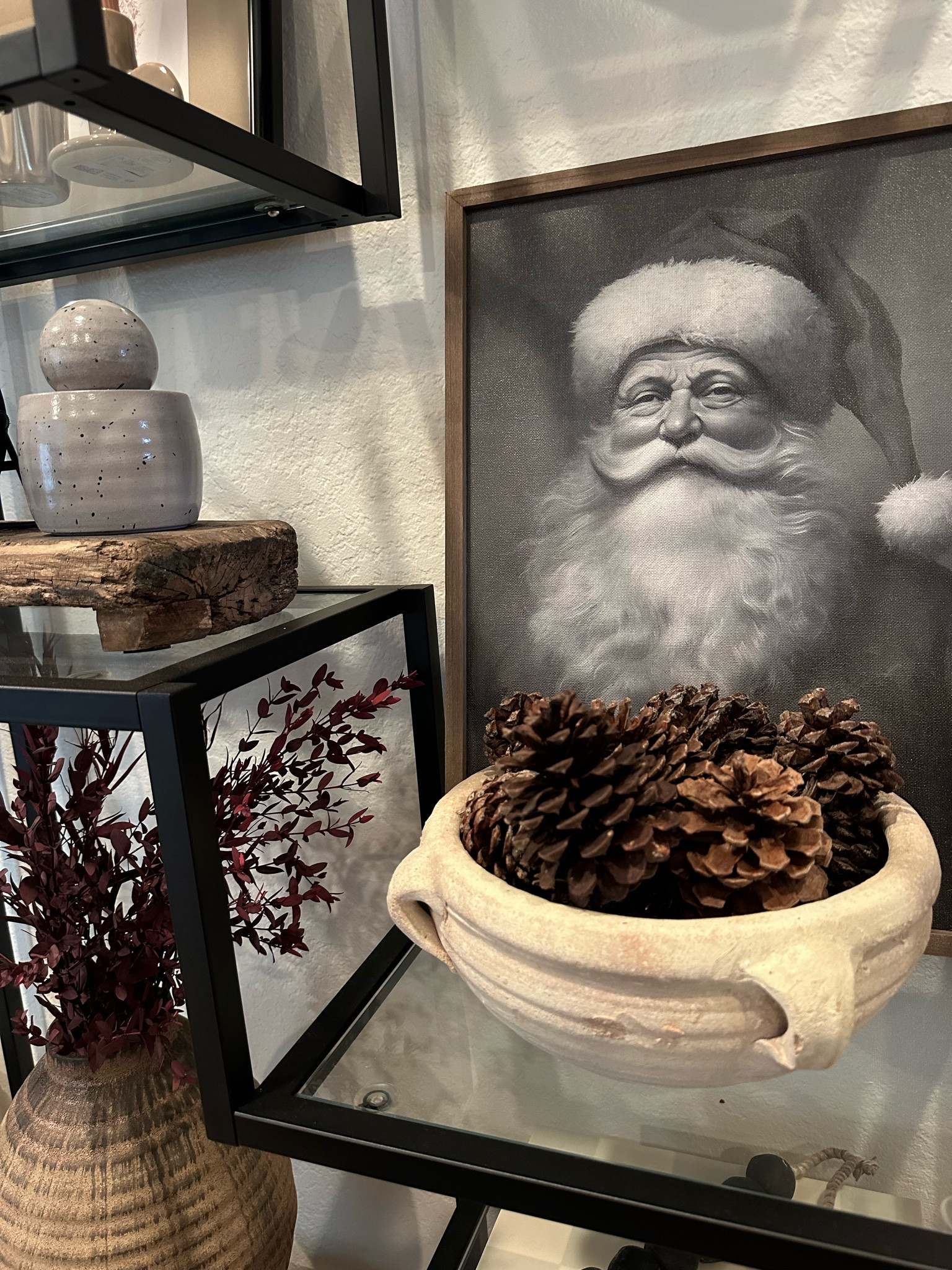 The most gorgeous Santa picture✨

#santa #christmasdecor #christmas

#LTKHoliday #LTKSeasonal #LTKHome