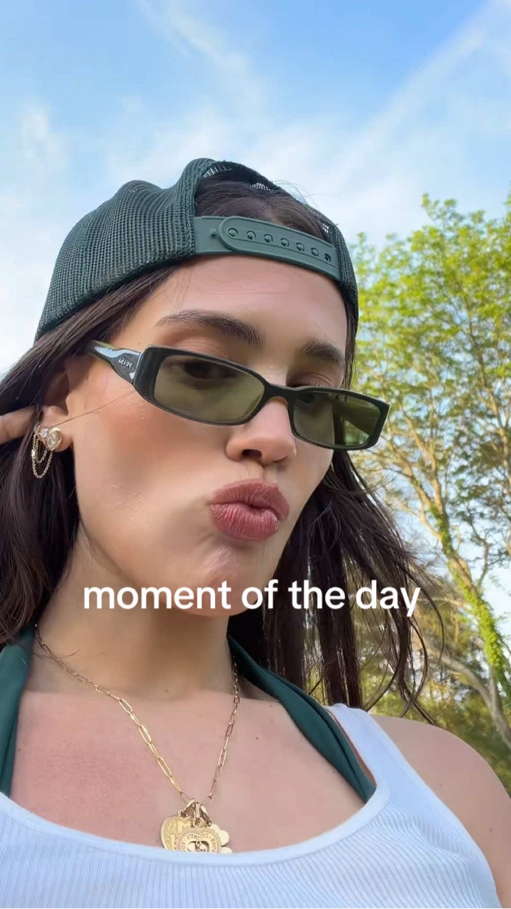 trendy olive green sunglasses & my lip combo!

#LTKdayinmylife #LTKgrwm #LTKBeauty