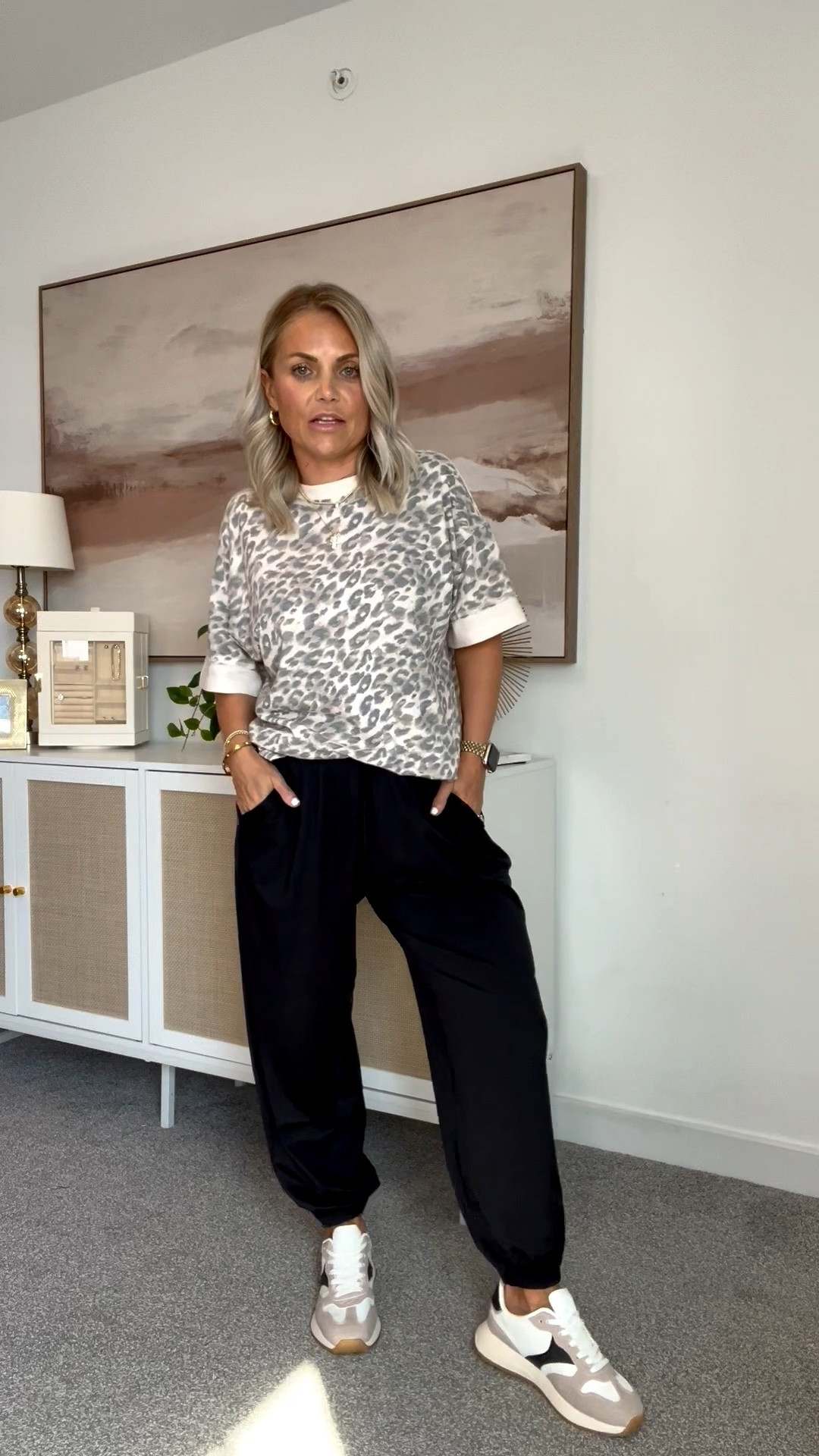 Aerie new arrivals haul & these are so good!! The perfect fall loungewear, easy kid drop off looks or travel outfits! And almost everything is on sale!!👏

Aerie sale, aerie loungewear, travel outfits, fall style, fall outfits, petite fashion, midsize fashion, sweatpants, oversized sweatshirt, leopard sweatshirt

#LTKMidsize #LTKSaleAlert #LTKFindsUnder50