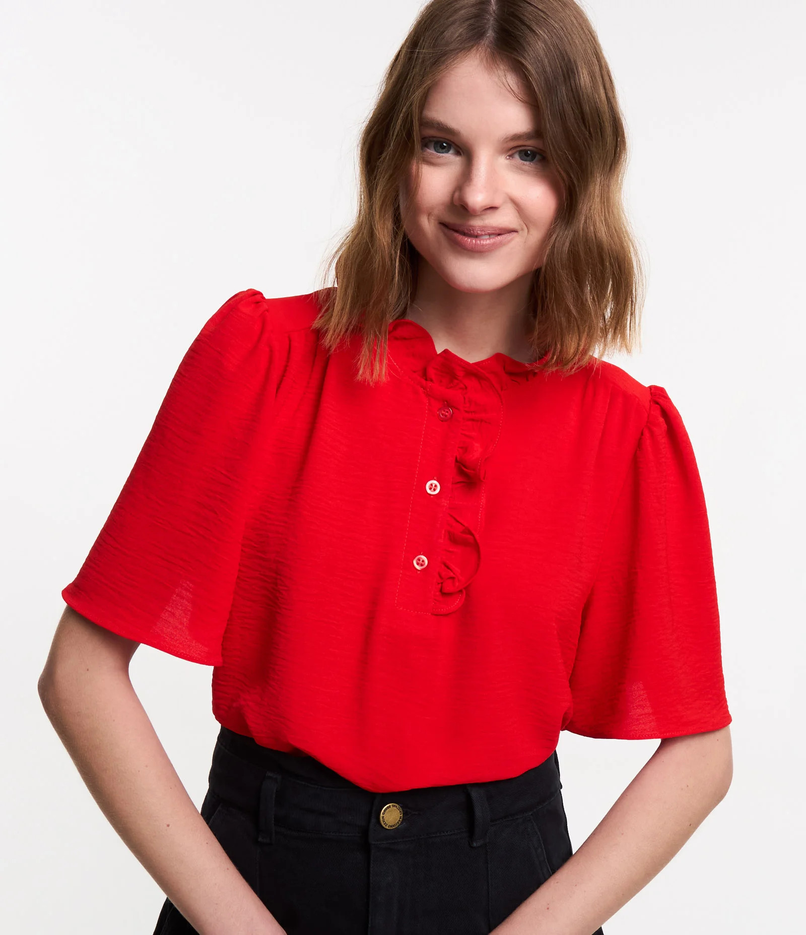 Blusa com Gola Babado e Mangas Bufantes Vermelho - Lojas Renner | Renner (BR)