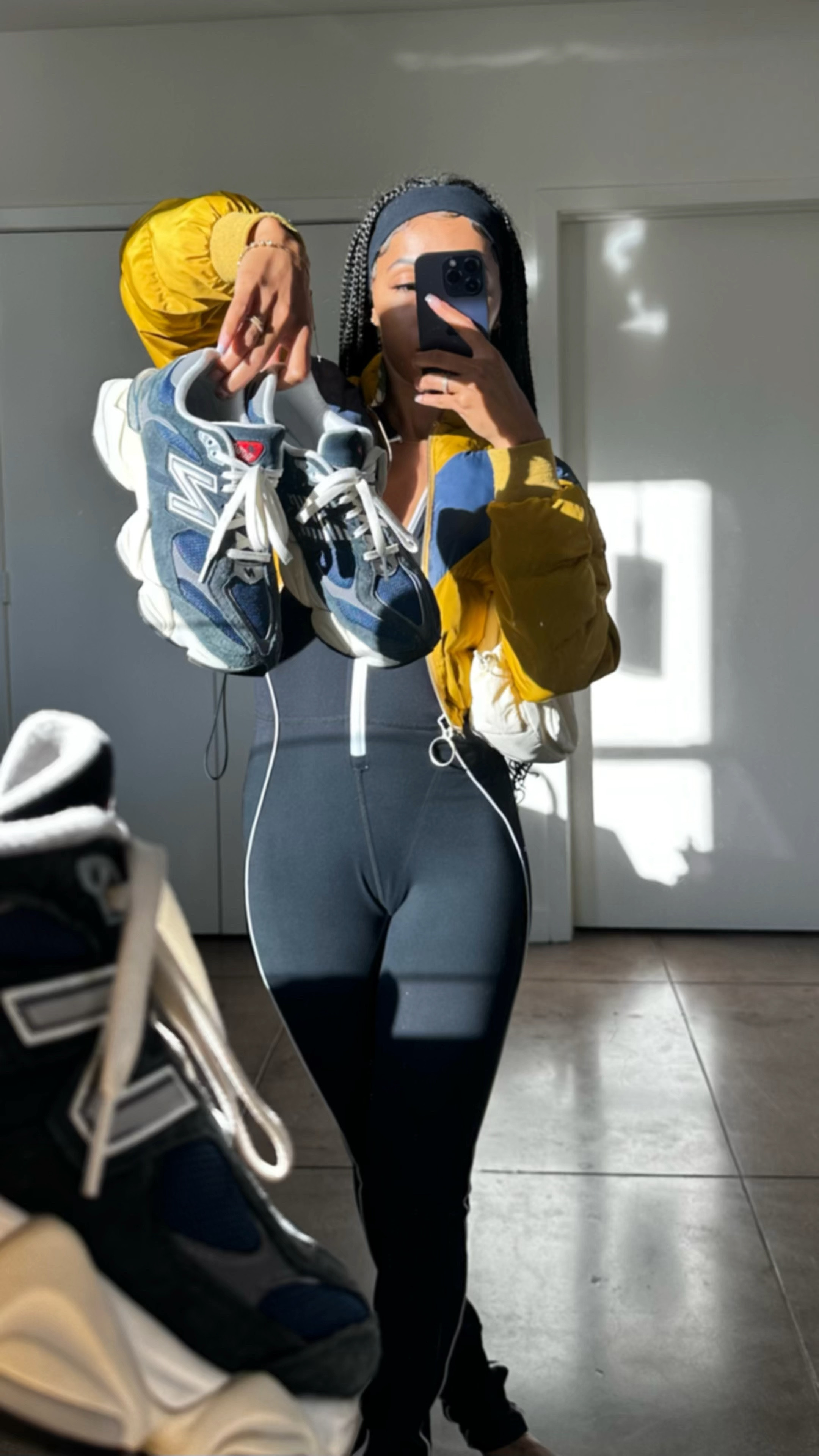 it's giving ski-leisure 🎿❄️👟😏

jumpsuit @hiddencult 
jacket @urbanoutfitters 
headband @joahbrown
sandals @charlesankeith
sneakers @newbalance
shoe cleaner @refreshedshoecleaner 

#LTKSeasonal #LTKVideo #LTKActive