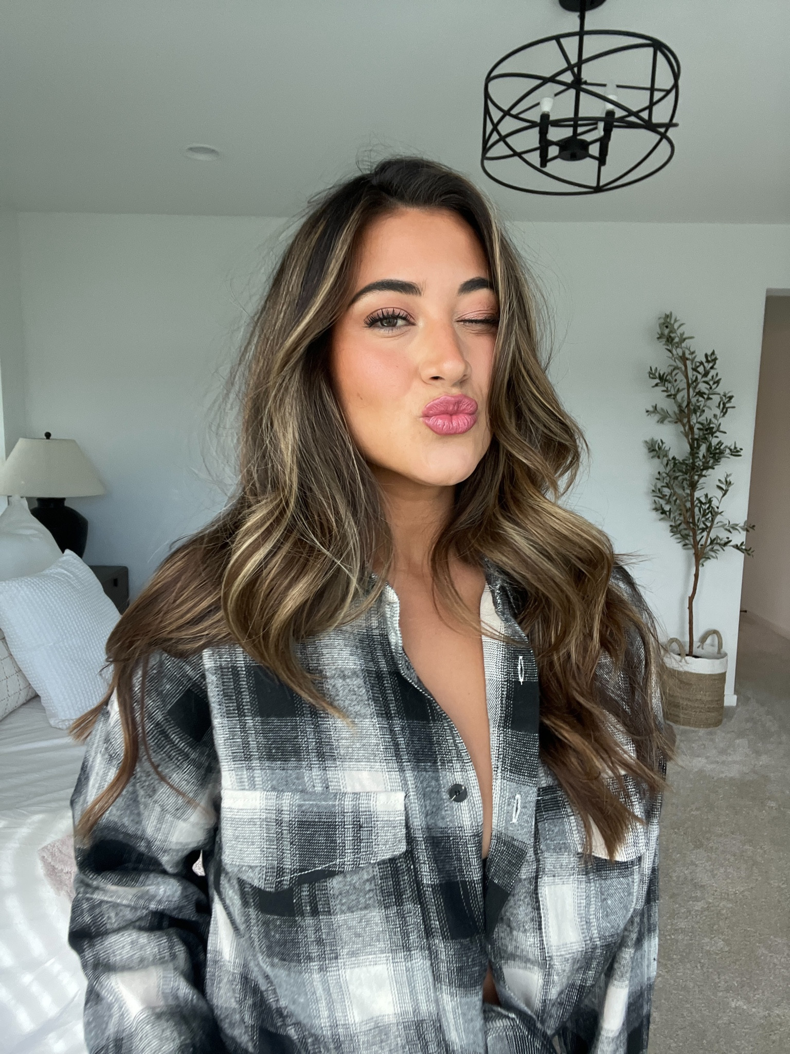 My perfect fall lip combo 💋 YSL lipstick in shade 162 and Mac Lip liner in Soar 

#LTKHoliday #LTKbeauty #LTKSeasonal