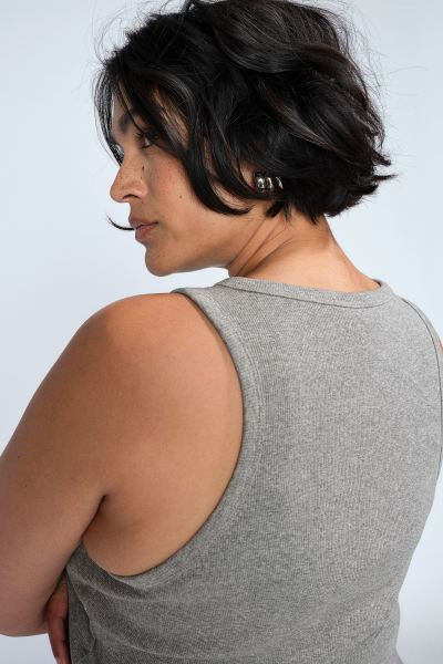 Crop Tank Top - Sleeveless - Crop - Black - Ladies | H&M US | H&M (US + CA)