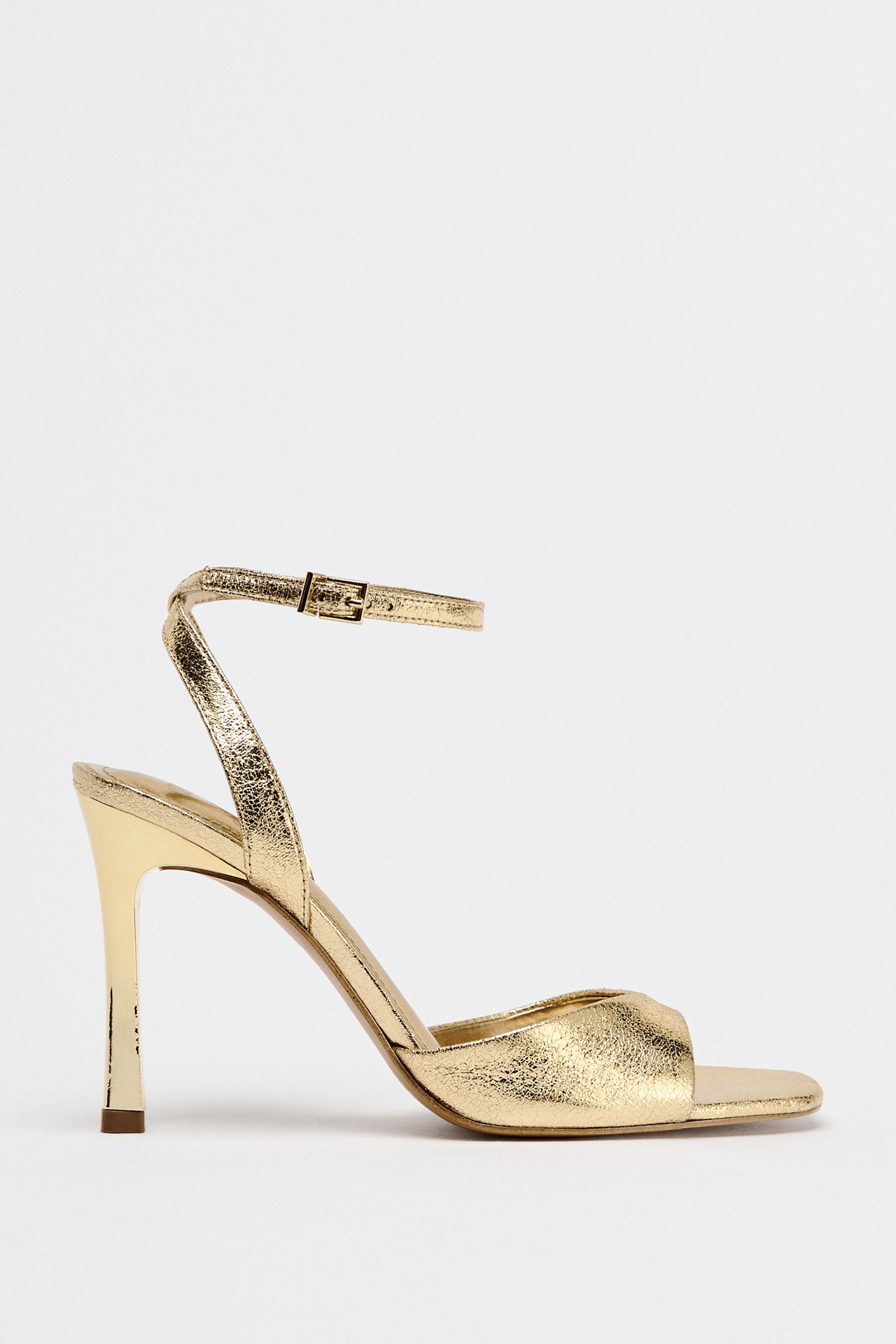 PATENT EFFECT HEELED SANDALS | Zara US