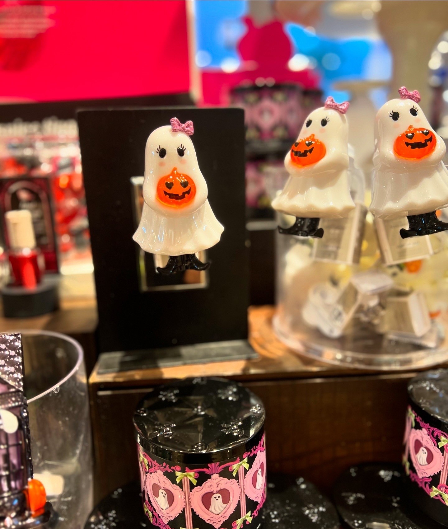 Bath & Body Works Halloween plug ins

#LTKHome #LTKFindsUnder50 #LTKSeasonal