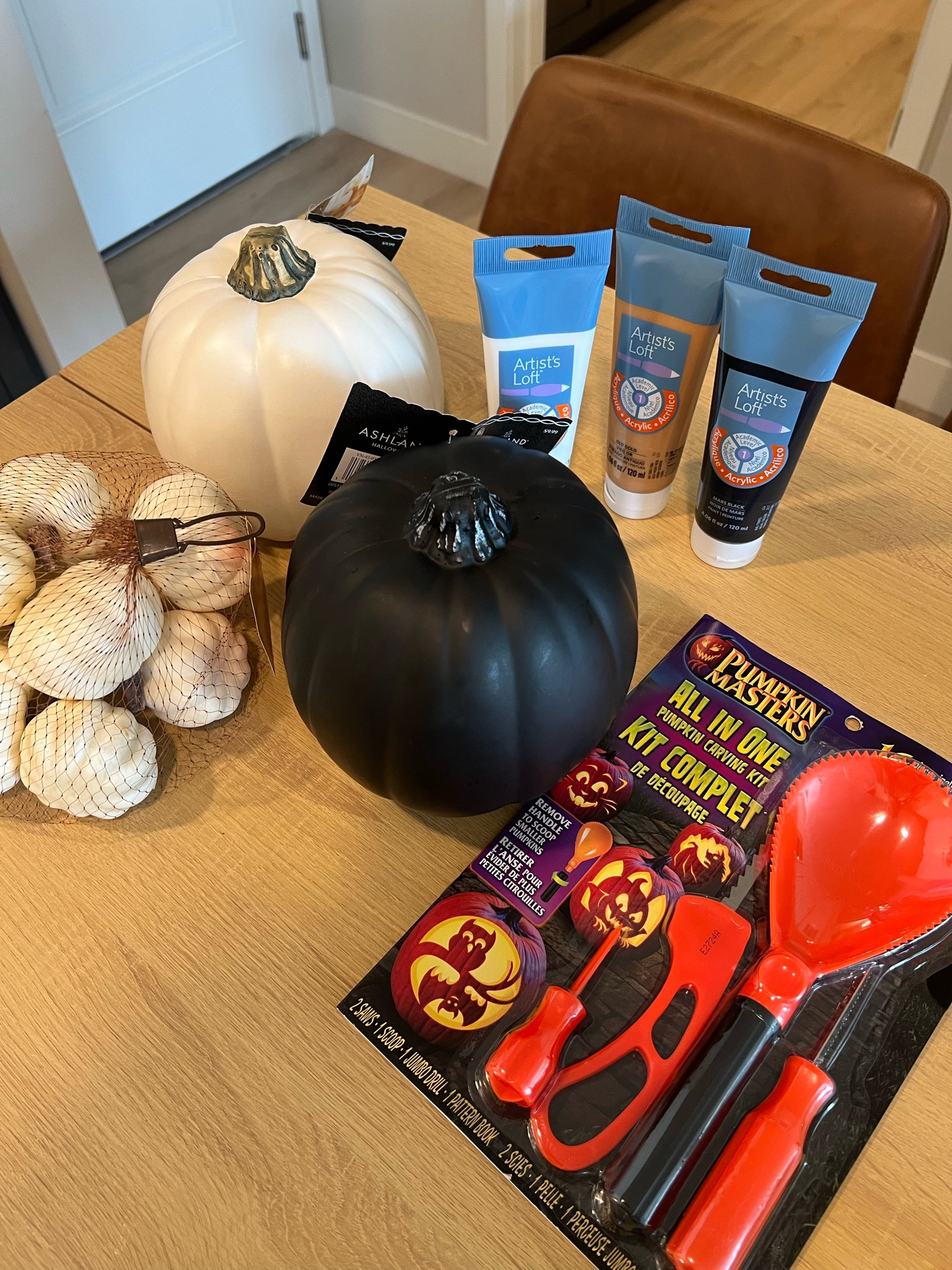 Halloween shopping at Michael’s :)

#LTKSeasonal #LTKHalloween #LTKHoliday