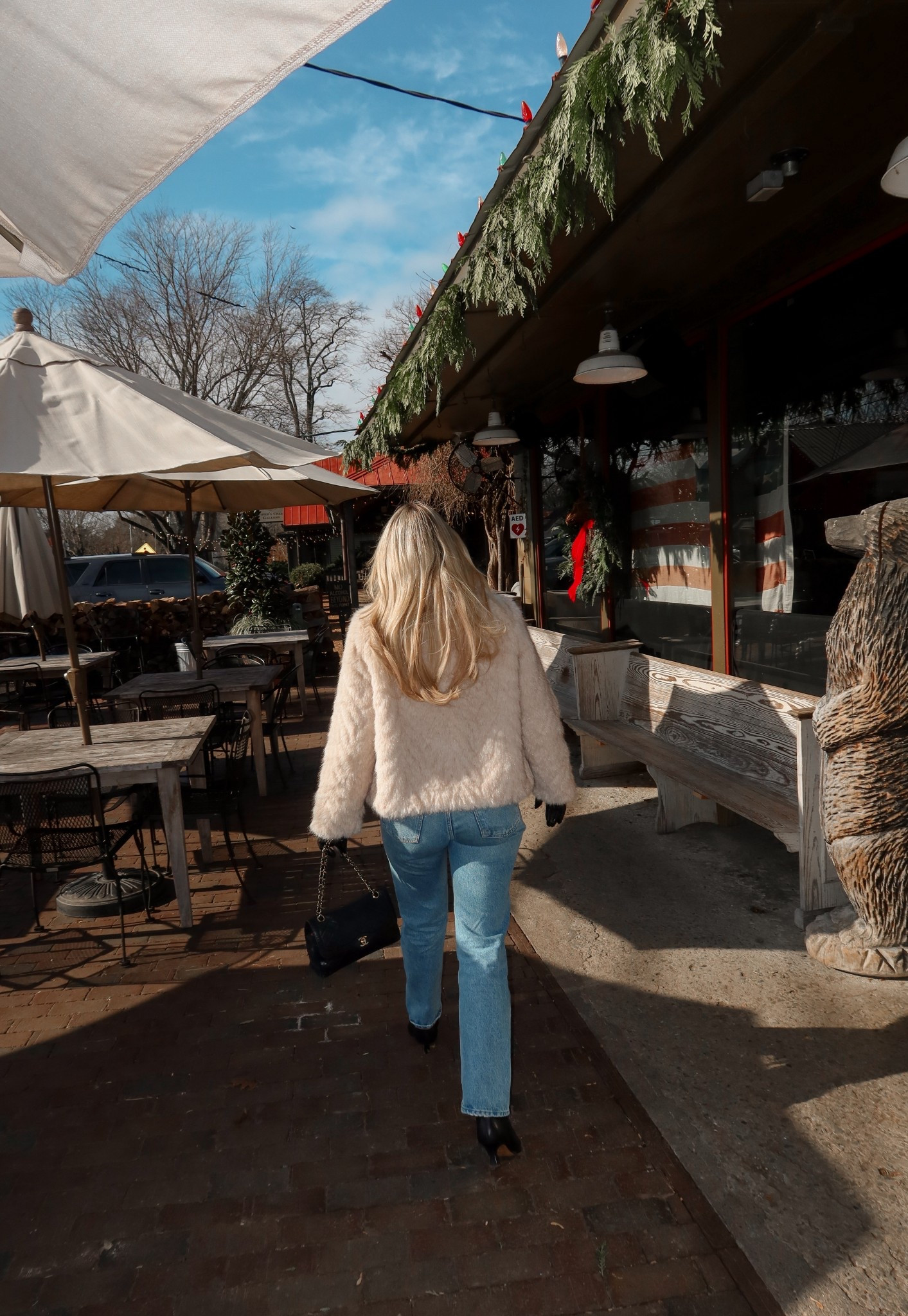 My staple denim ❤️ size up one size!

#LTKootd #LTKSeasonal