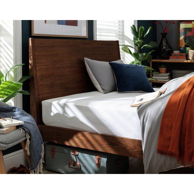 Habitat Cotton Rich 180 TC Plain White Fitted Sheet - Single | Habitat UK