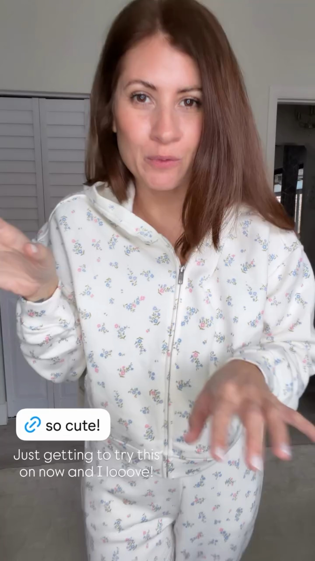 Just getting to try this on now and I looove! Wearing a small in the bottoms and medium in the top! 

#LTKSeasonal #LTKOver40