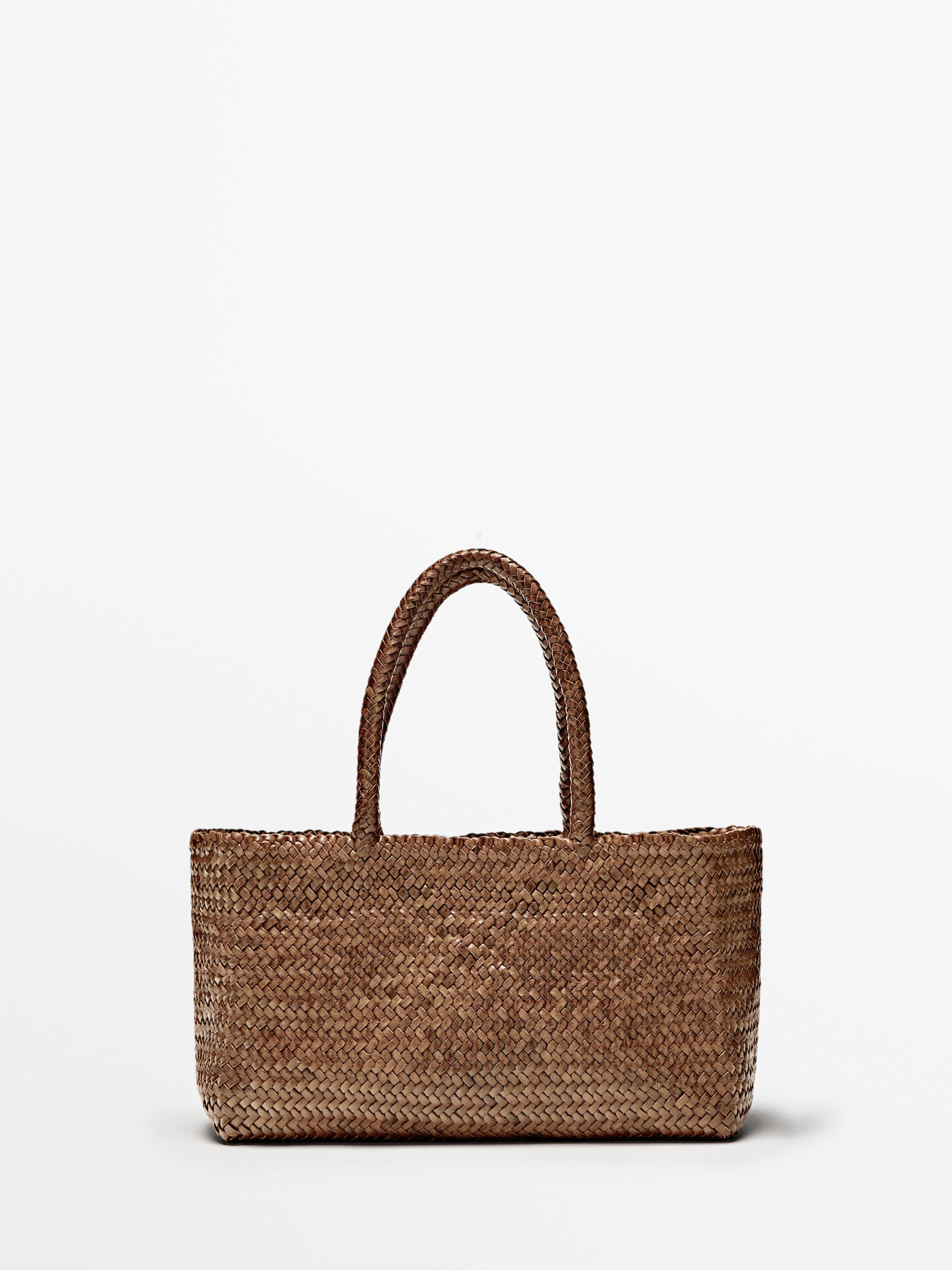 NEW VIEW LOOK
Medium braided nappa leather tote bag

 £299  Colour:  Leather  Add to basket | Massimo Dutti UK