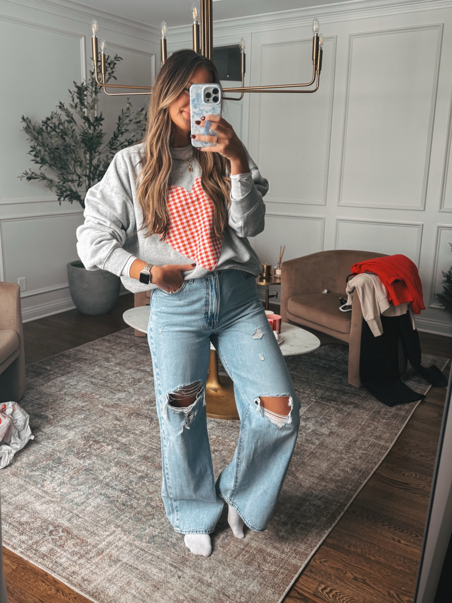 The cutest heart crewneck sweatshirt for Valentine’s Day! I’ve been loving these Amazon jeans! 

Sweatshirt size large
Jeans size 29

#LTKFindsUnder50 #LTKStyleTip #LTKMidsize