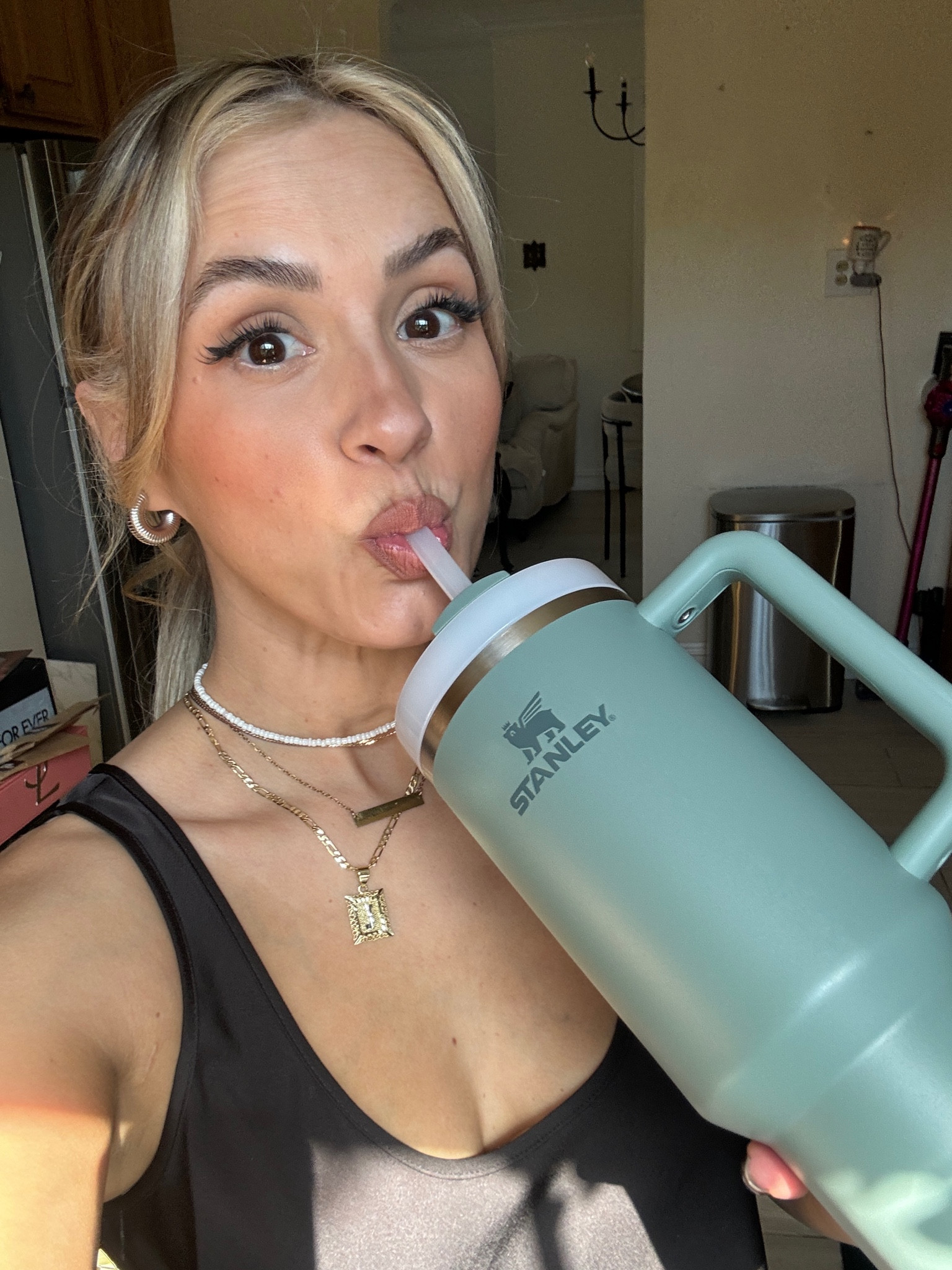 The @stanley Quencher is my #1 when I'm home! Keeps my hydrated all day and actually stays COLD 🙌🏼 #stanleypartner

✔️ This is in the color SHALE
✔️Ice Flow is in the color MIST

#LTKU #LTKTravel #LTKHome