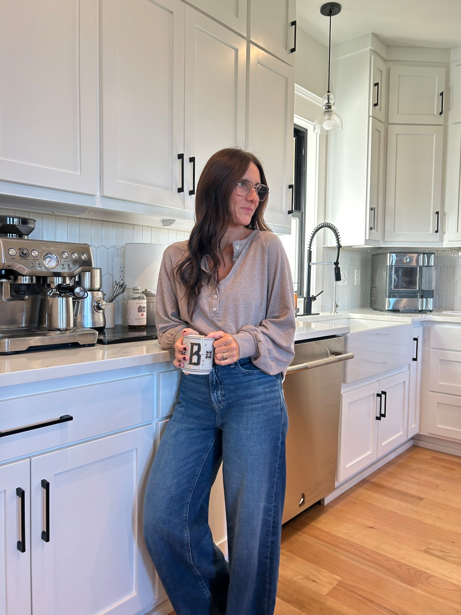 Our favorite wide leg jeans in dark wash 💙

#LTKPetite #LTKootd #LTKCyberWeek