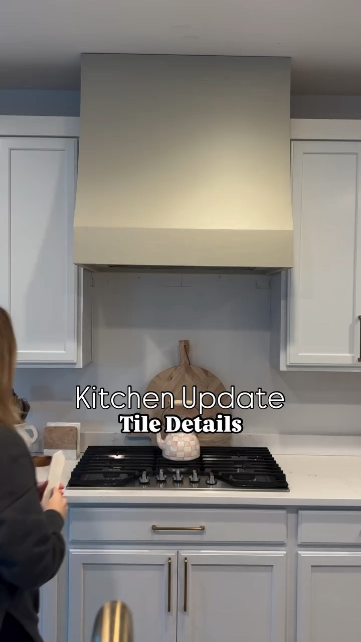 After years of searching, we finally found the perfect backsplash for our kitchen! ✨ We moved in over 3 years ago, and were waiting to be able to do updates on the Kitchen until the time was right. We used the Spark White Glossy Picket tile from @ArizonaTile , which has completely transformed our kitchen!! It was totally worth the wait. 

#kitchenupgrade #kitchendesign #homedetails AZTile Partner