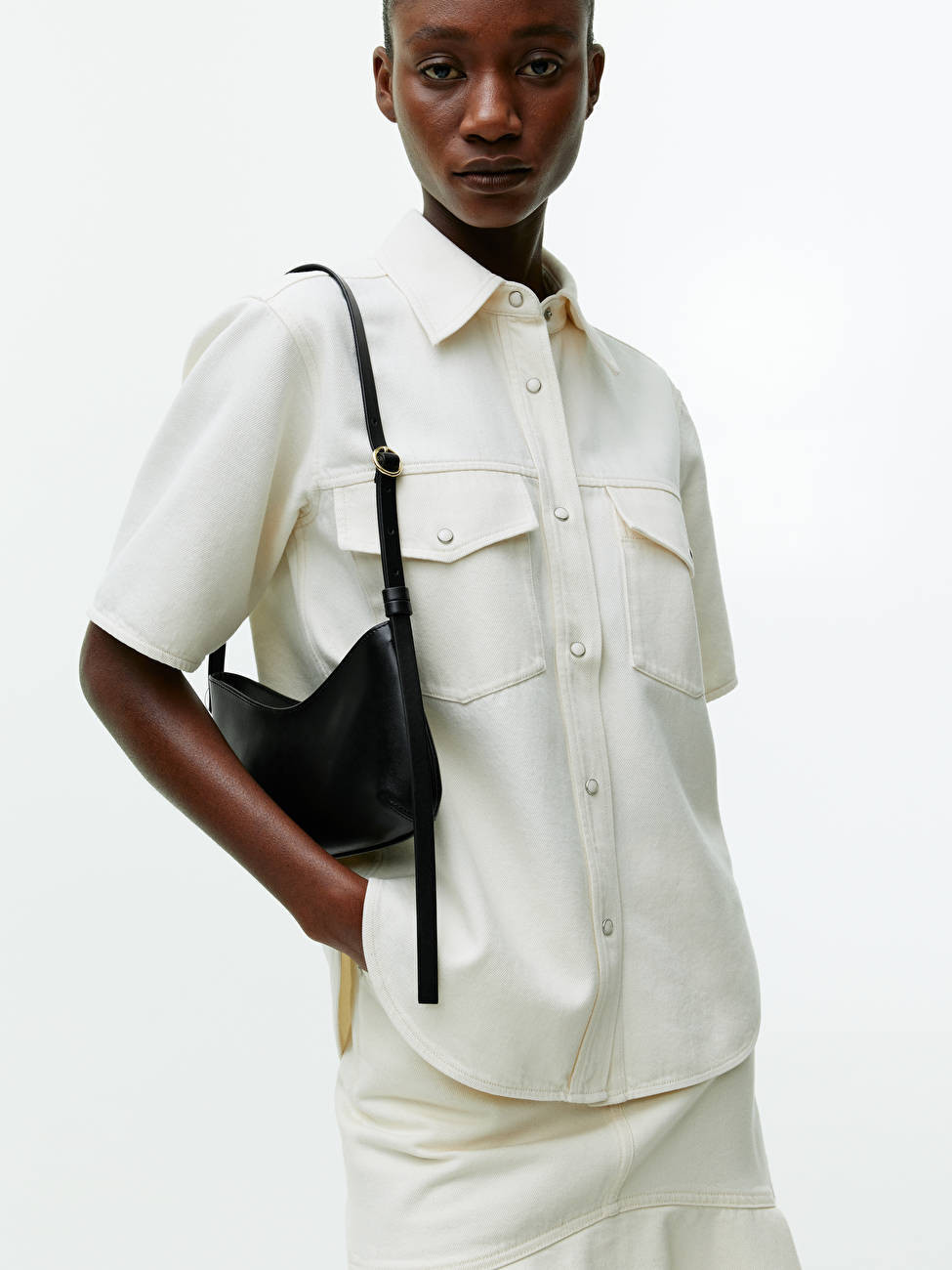 Black | ARKET (US&UK)