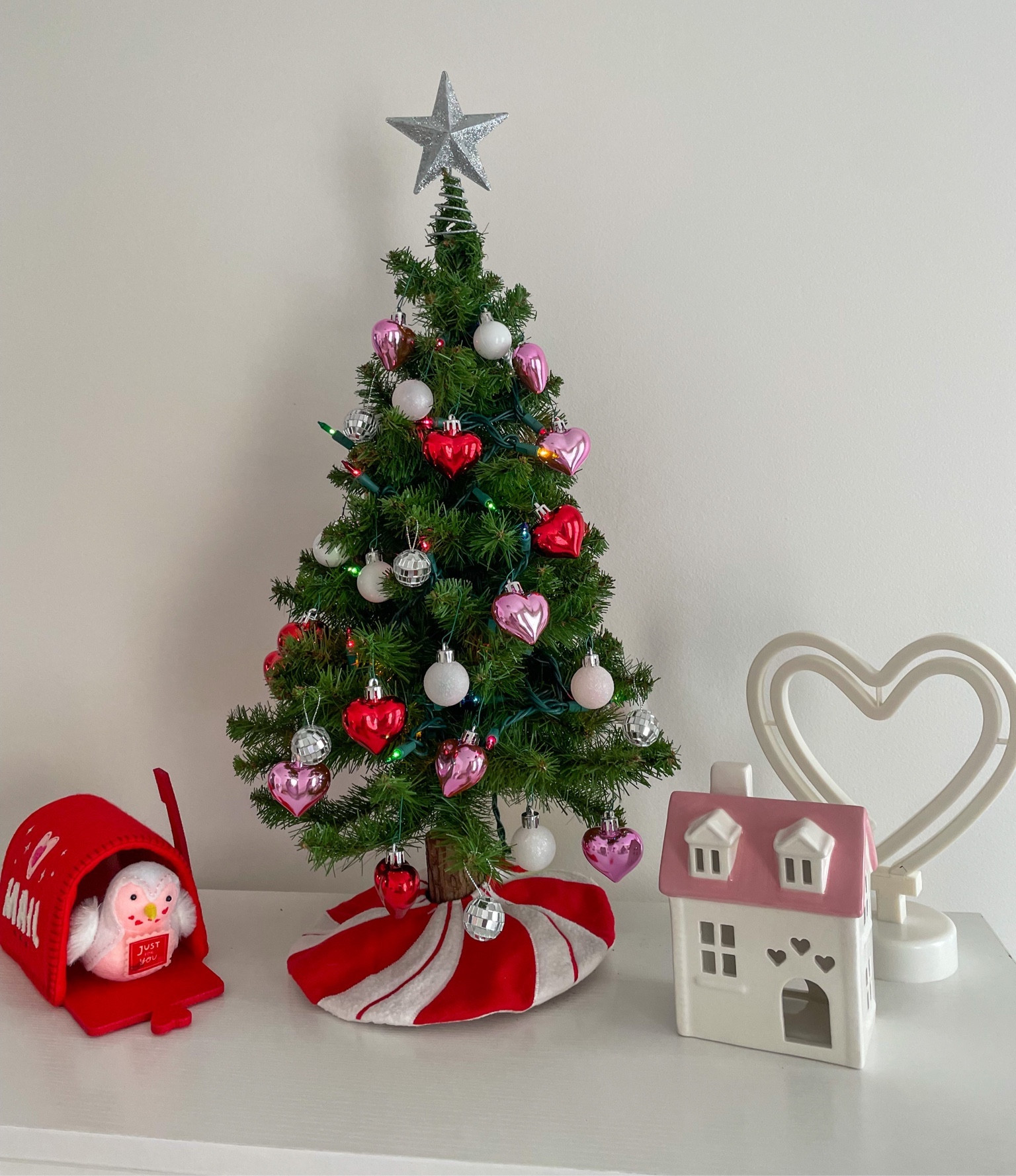 Valentines decor in full swing 
💖 

#targethaul #vdaytarget2024 #target2024 #valentinesday2024 #valentinesdecor 

#LTKVideo #LTKGiftGuide #LTKSeasonal