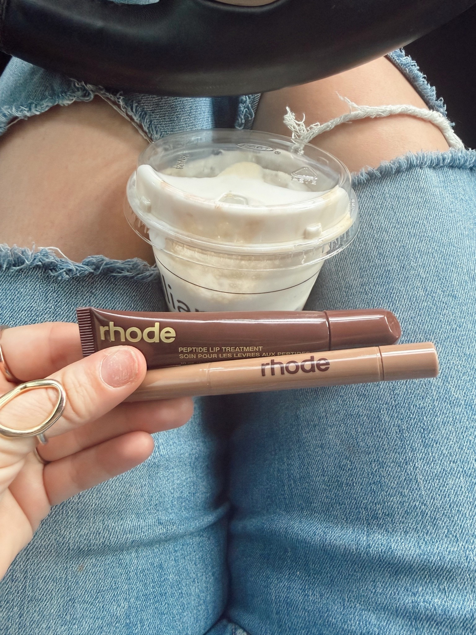I love a good lippie ✨🫶🏼 using caramelized banana peptide treatment and the liner is in shape twist. Linked similar colors 🤩

#makeup #lipcombo #sephora

#LTKMothersDay #LTKgrwm #LTKBeauty