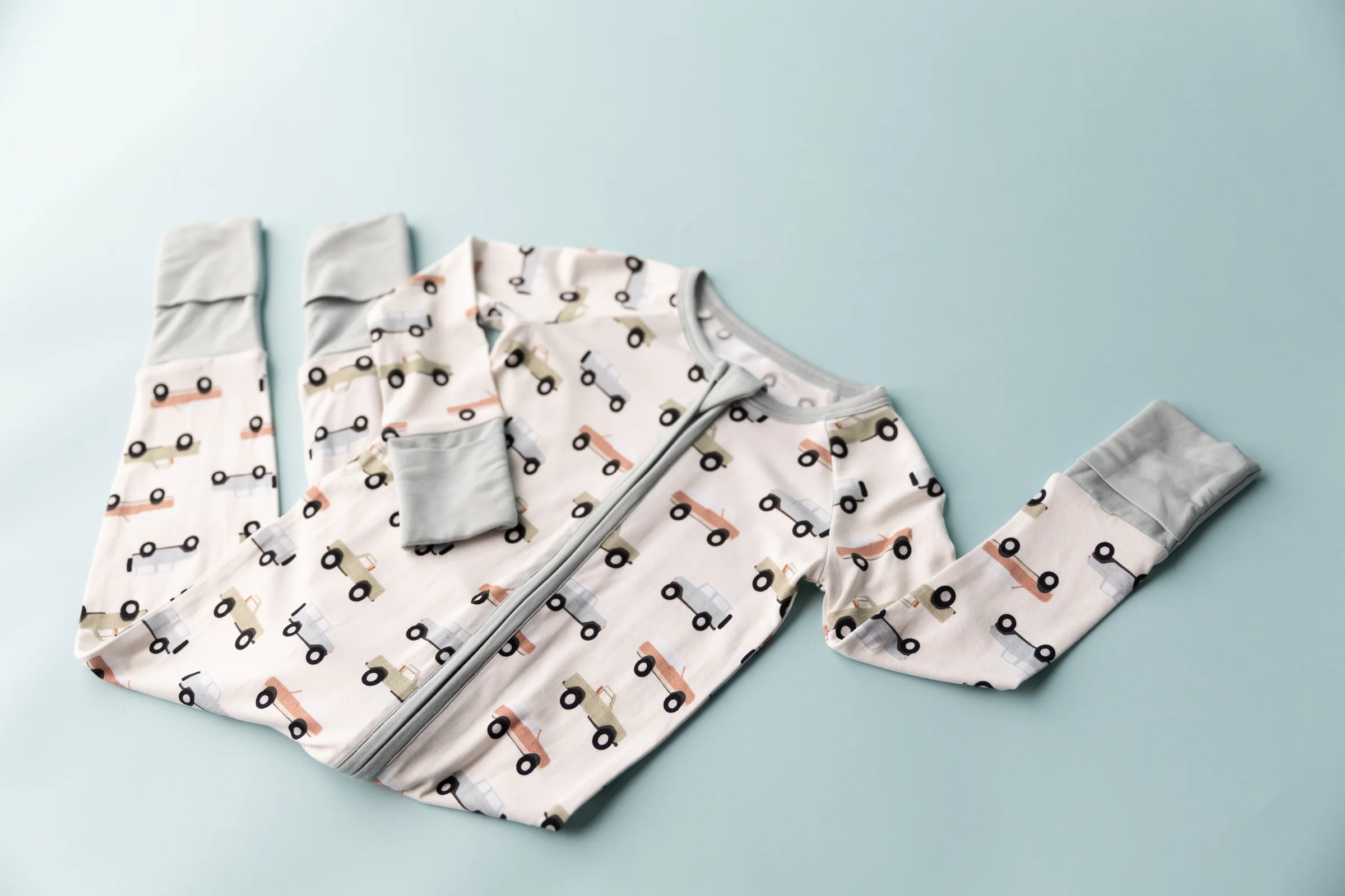 HIPPITY WAGONS DREAM ROMPER | Dream Big Little Co.