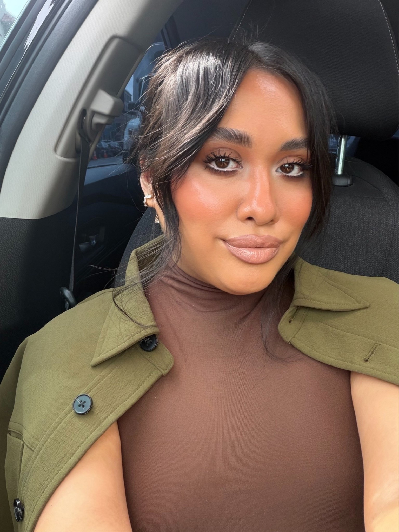 A moment for the skinnnnn. All makeup products linked below

#LTKBeauty #LTKselfcare