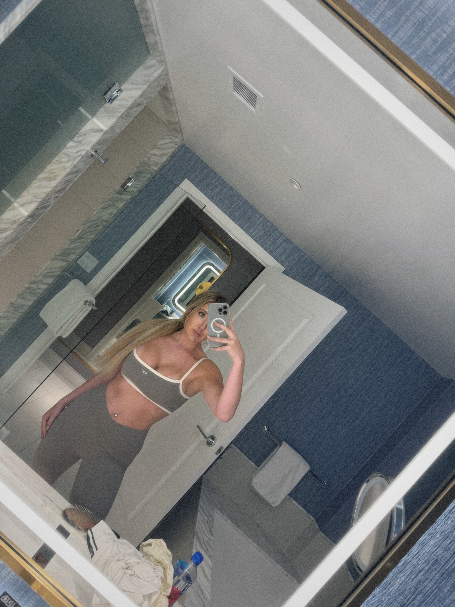 The best travel fit! So comfy 

#LTKFitness #LTKTravel #LTKActive