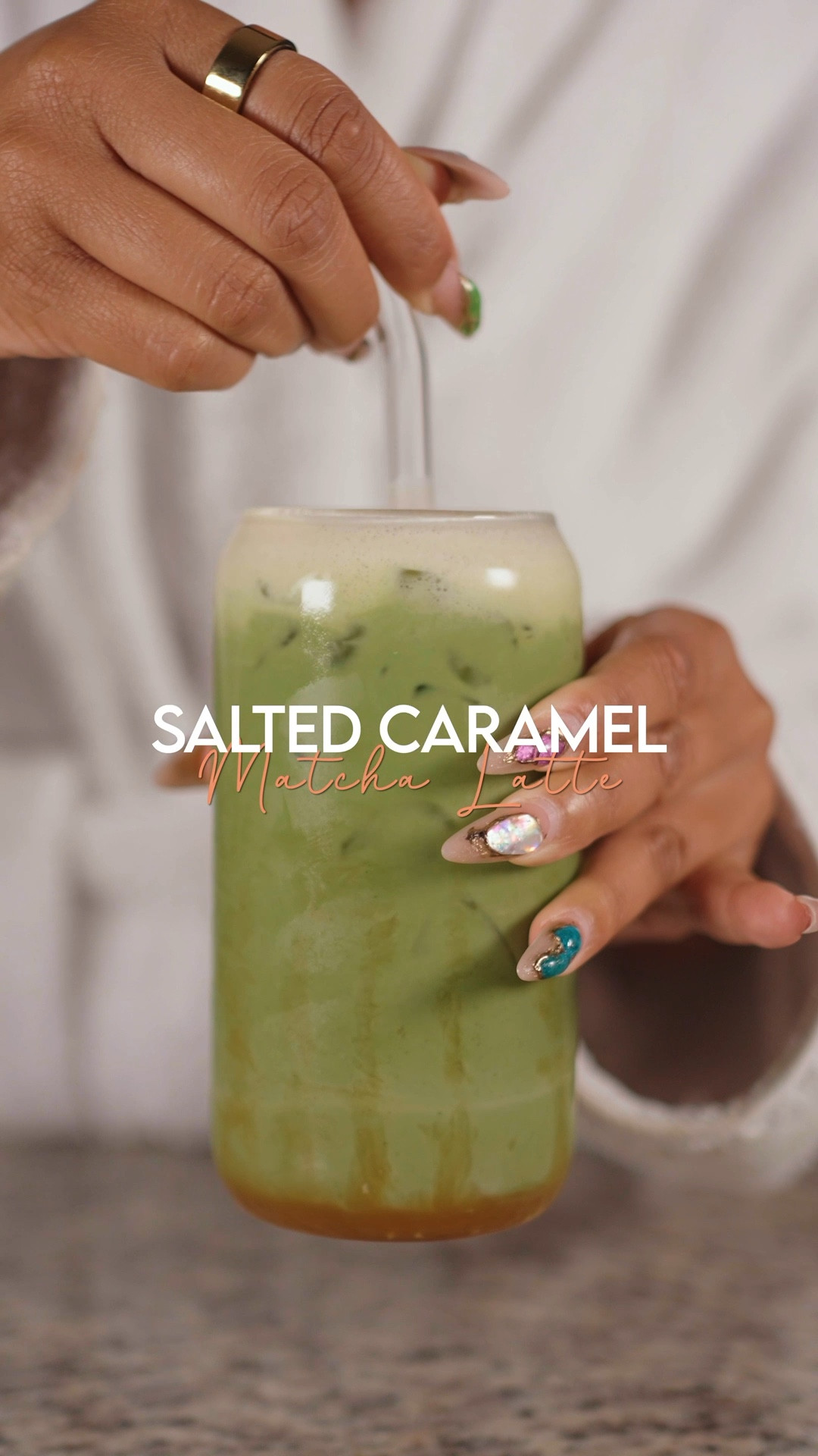 This Salted Caramel Matcha Latte is rich, sweet, and lowkey addictive. It’s been my go-to at home and tastes way better than anything I’ve paid $15+ for. Here’s exactly what I used and where to shop:
– Ceremonial grade matcha (Amazon)
– @Torani caramel sauce + syrup
– Sea salt from @sprouts
– @chobani Original Oat Milk
– Optional but 10/10: @favoriteday Salted Caramel Cold Foam (Target)
All products are linked below so you can recreate it at home. Let me know if you try it 💚
#matcharecipe #ltkdrink #matchalatte 