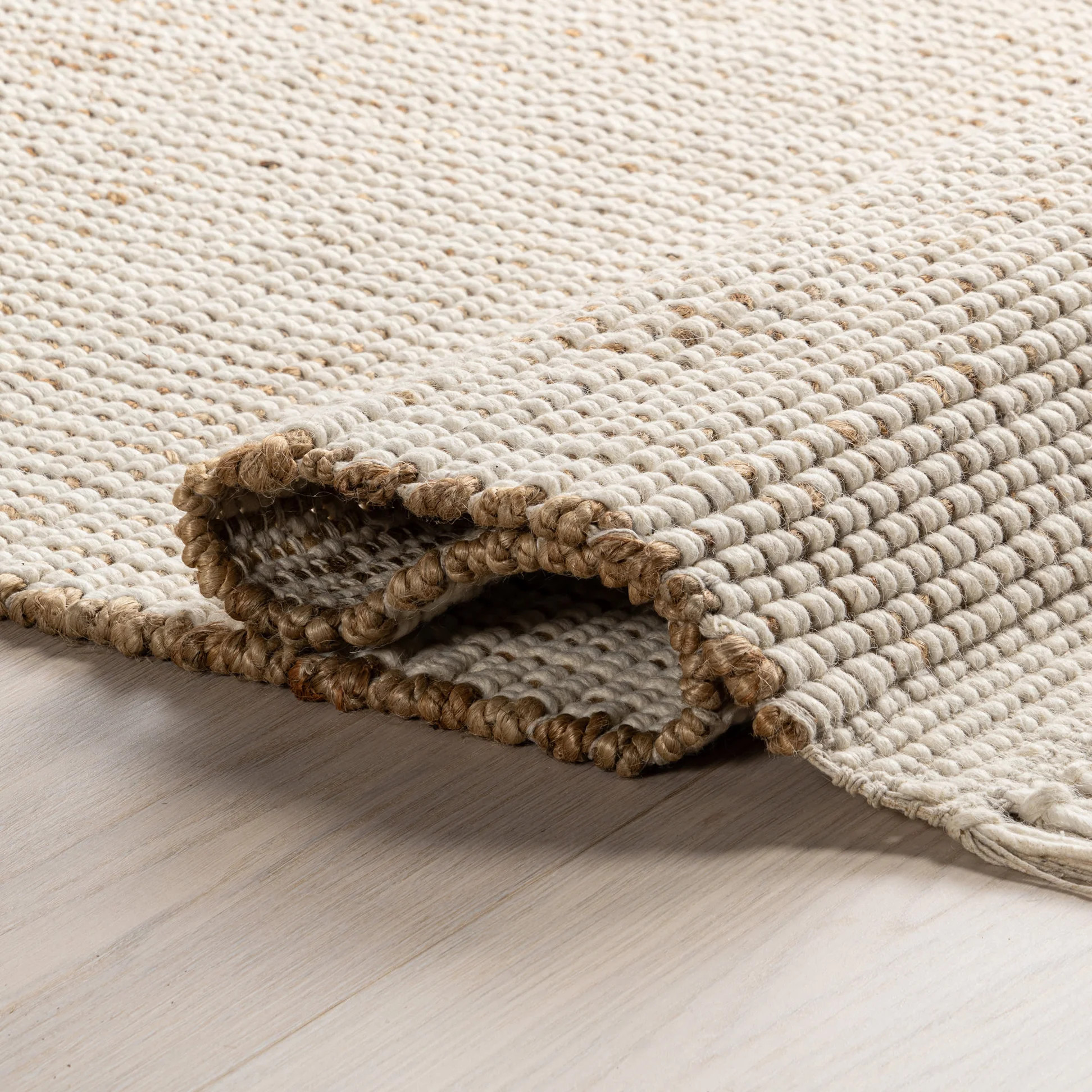 Rani Solid Tasseled Rug | Rugs USA