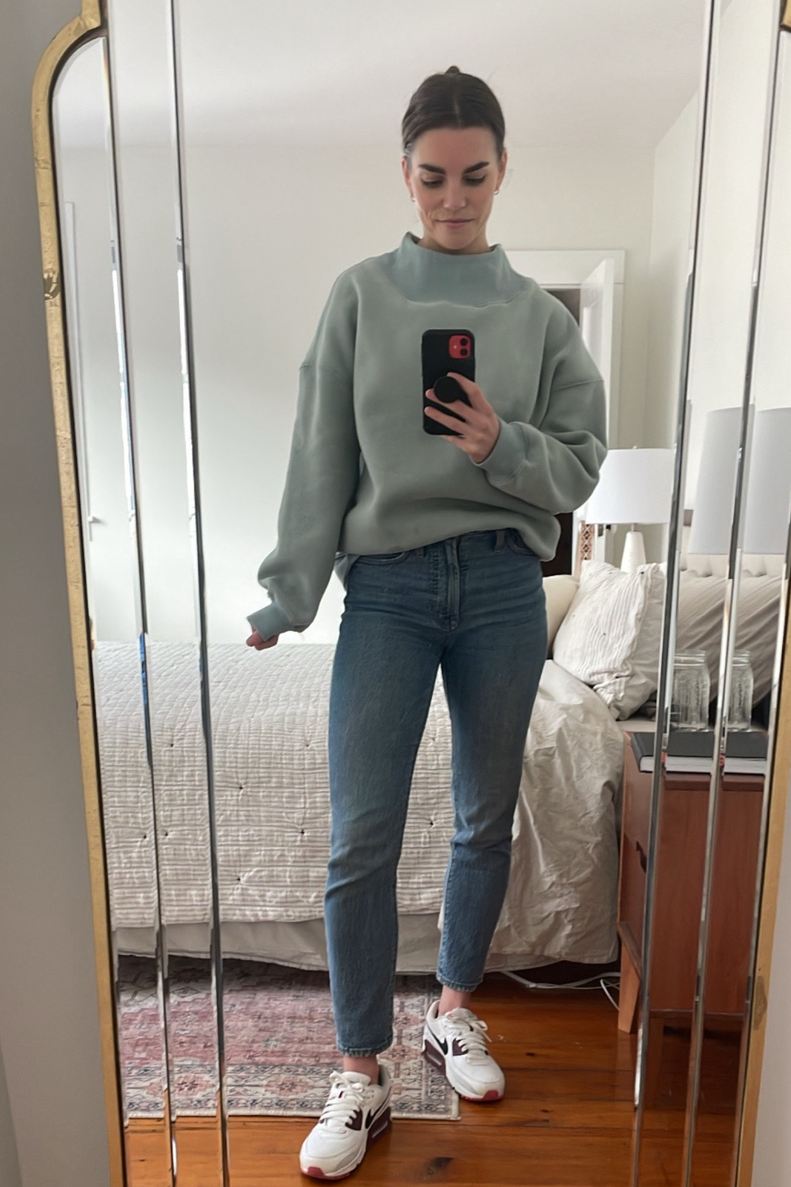 Recent favorite sweatshirt I’ve been living in!! Incredible material and easy to dress up or down. 

I’m wearing a size M in color ‘greygreen’ 

#LTKworkwear #LTKstyletip