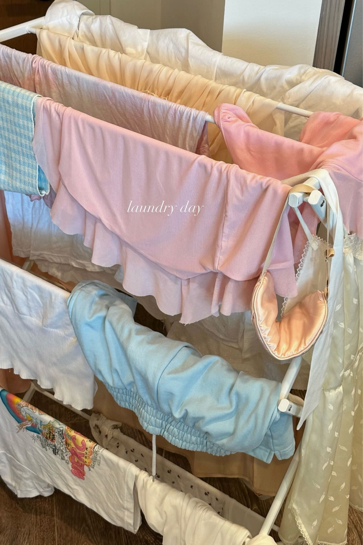 laundry day, light colors edition 🤍🫧

[summer style, spring fashion inspo, picnic outfit, vacation resort style, girly inspo, pink ruffled top, trendy miniskirt, gingham cropped tank top, revolve favorites, it girl outfits, clean girl aesthetic] 


#LTKSeasonal #LTKfindsunder100 #LTKfindsunder50