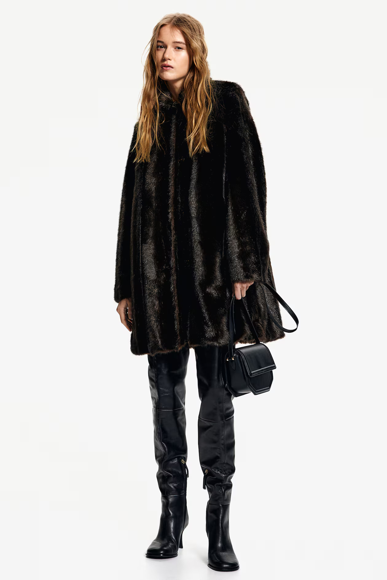 Fluffy coat | H&M (UK, MY, IN, SG, PH, TW, HK)