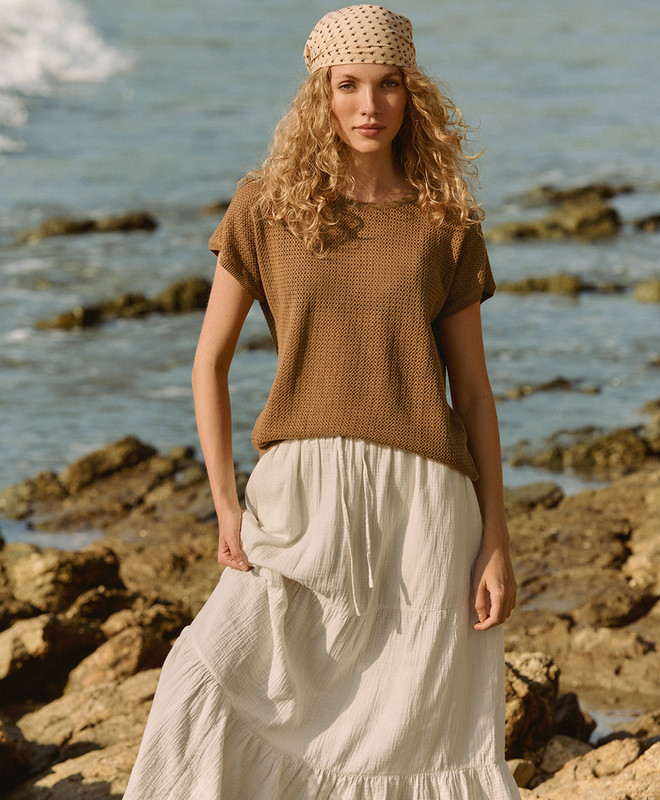 Women’s Beachside Linen Crochet Short Sleeve Top made with Organic Cotton | Pact | Pact Apparel