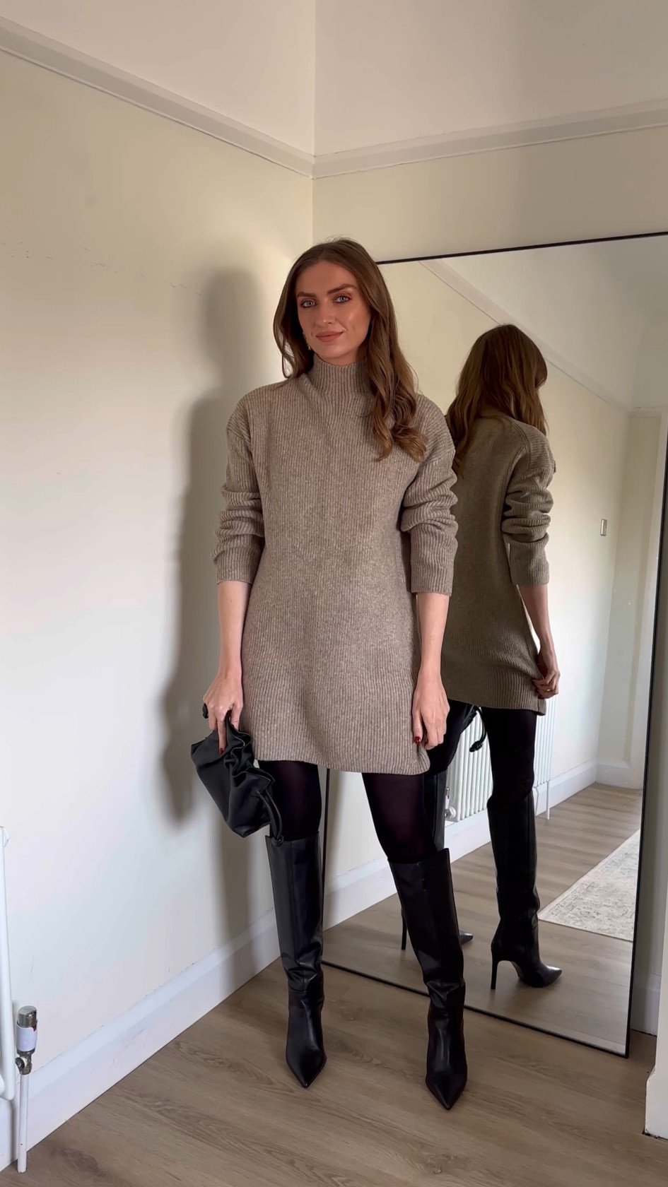 Ad. 25% off Abercrombie & Fitch and an extra 15% off on top using my code: AFEMILY

Wearing a small in the beige jumper dress 