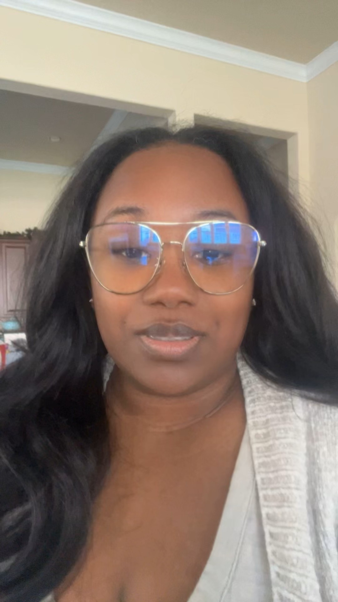 Good Morning ☀️ Happy Monday!!! New week let’s make it count ! D you haven’t already please check out my prev post of my morning routine as a wfhm. Show me some love and tap in ! 🤎

#LTKmorningroutine #LTKBeauty #LTKdayinmylife