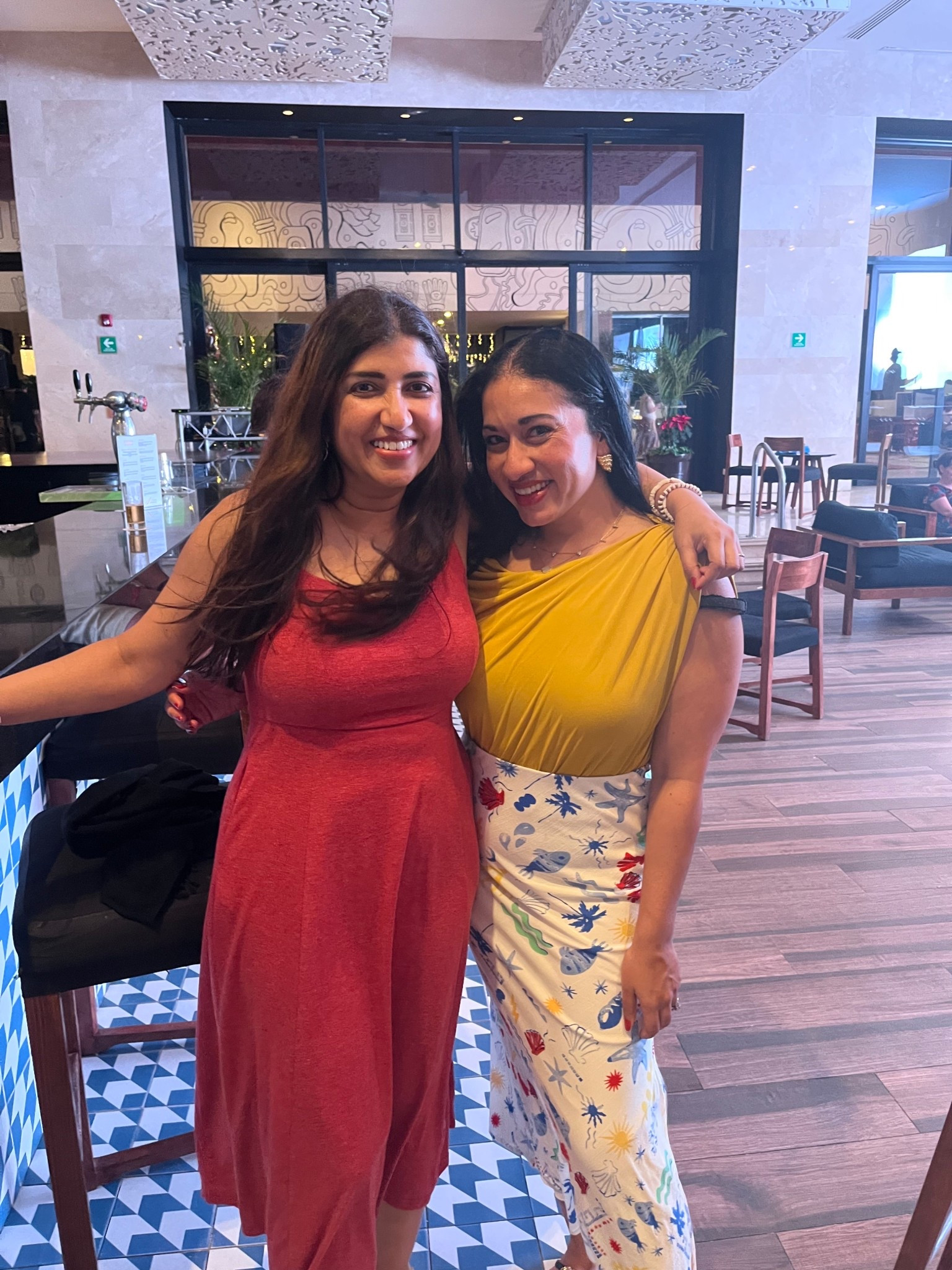 Vacation style
Karen millen top
Sea skirt 
Cancun 
Mexico looks


#LTKHoliday #LTKootd #LTKdayinmylife