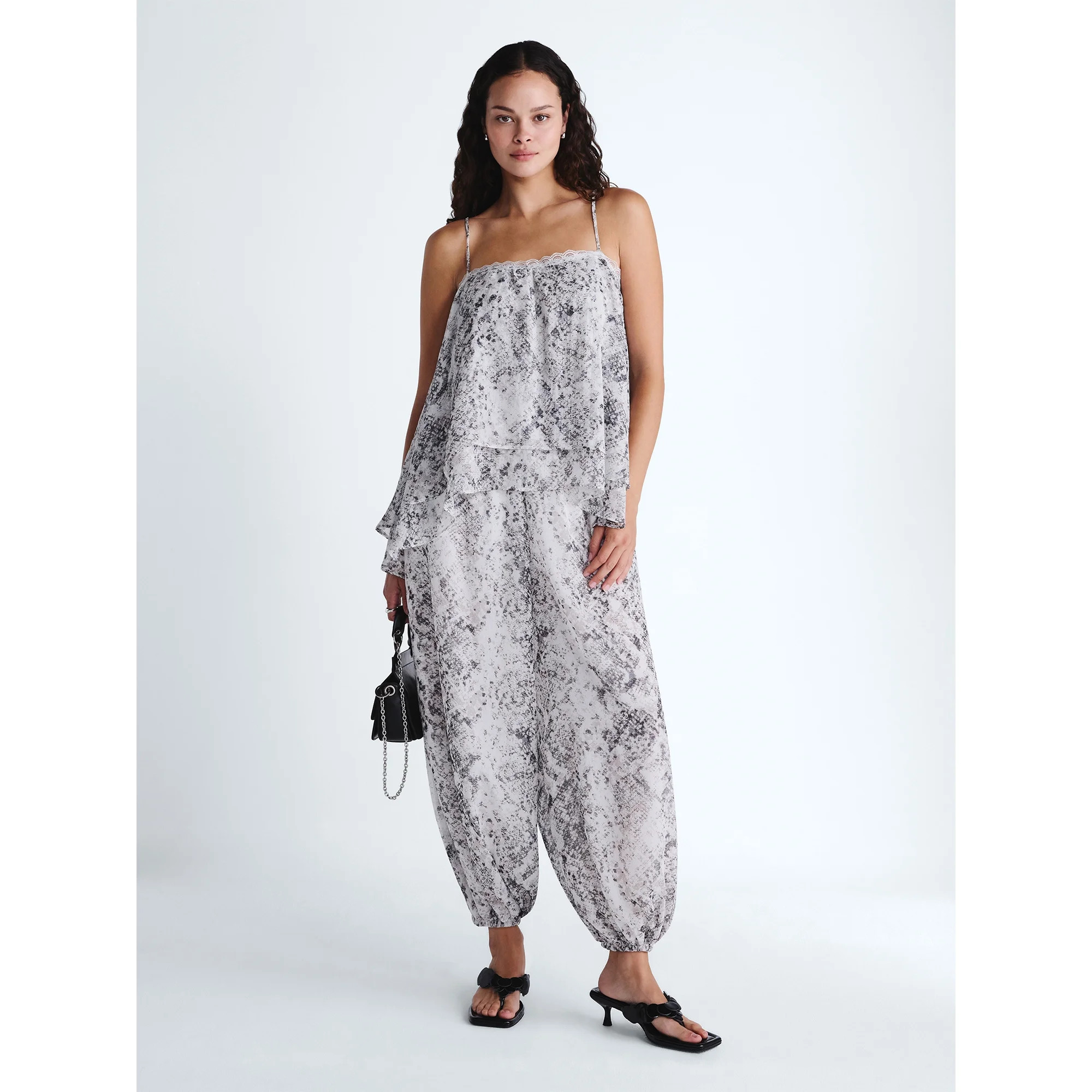 Scoop Women's and Women's Plus Flowy Double Layer Tank Top, Sizes XS-4X | Walmart (US)
