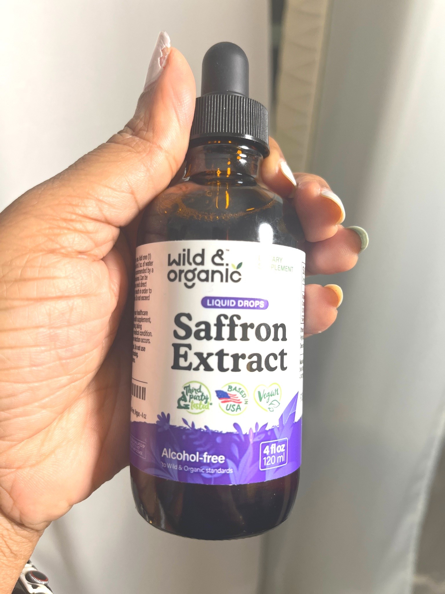 Wellness routine finds lately ✨ Adding saffron extract drops into my daily routine for a simple self-care moment. #LTKwellness #WellnessFinds #HealthyLifestyle

#LTKselfcare #LTKmorningroutine #LTKOver40