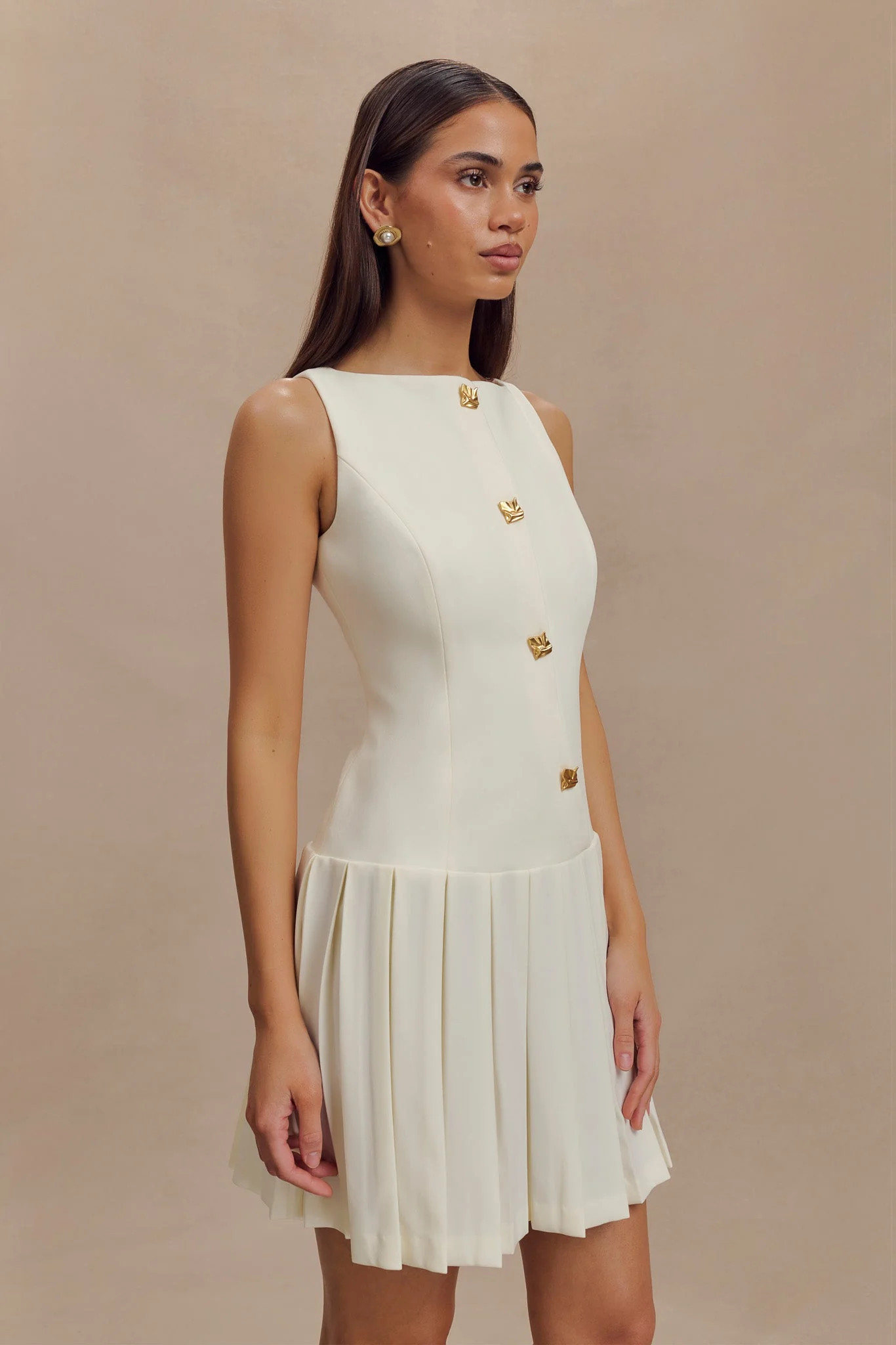 Mackenzie Sleeveless Pleated Mini Dress - Ivory | MESHKI US