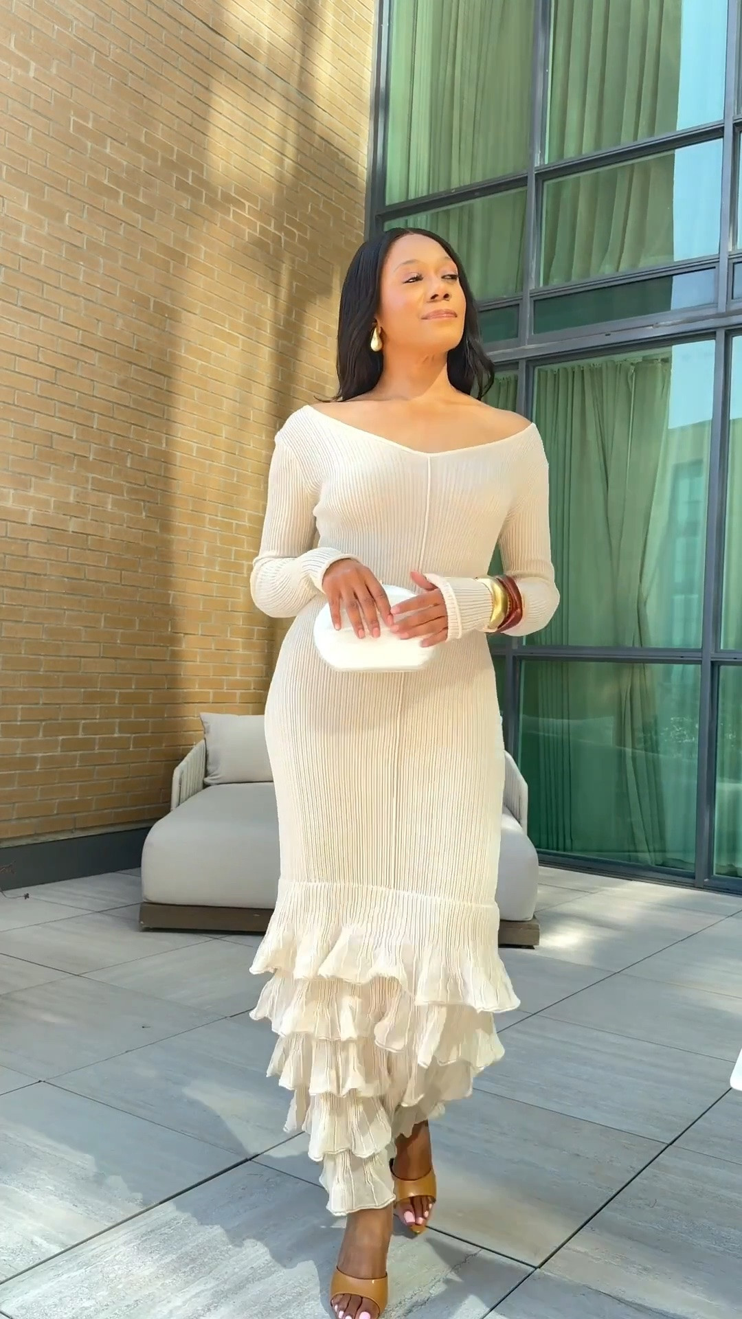 For me the perfect resortwear always includes a maxi dress. This dress was particularly special as I wore it to celebrate my birthday at a lakefront hotel - it was perfect! 



Resort wear, summer dress, maxi dress, white dress, beige dress, cream dress, knit maxi dress, vacation outfit, vacation dress, maxi dress, date night outfit

#LTKsummer #LTKtravel #LTKdresses