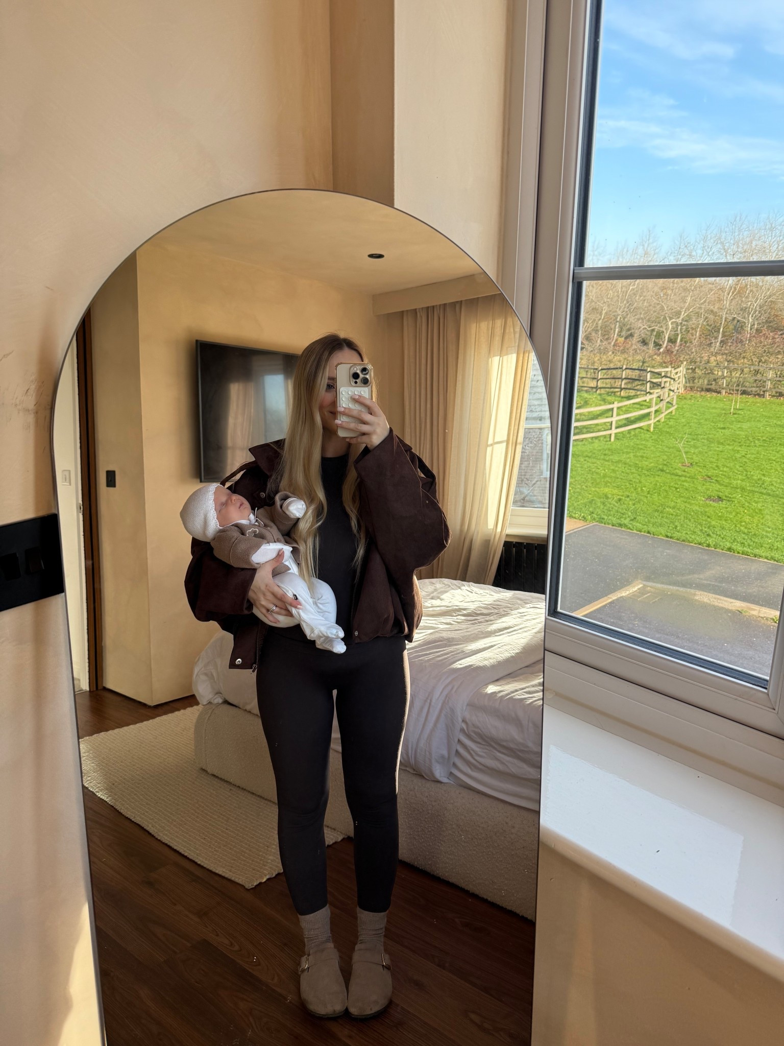 Brown suede jacket link 🤍

#LTKstyletip #LTKautumn #LTKuk