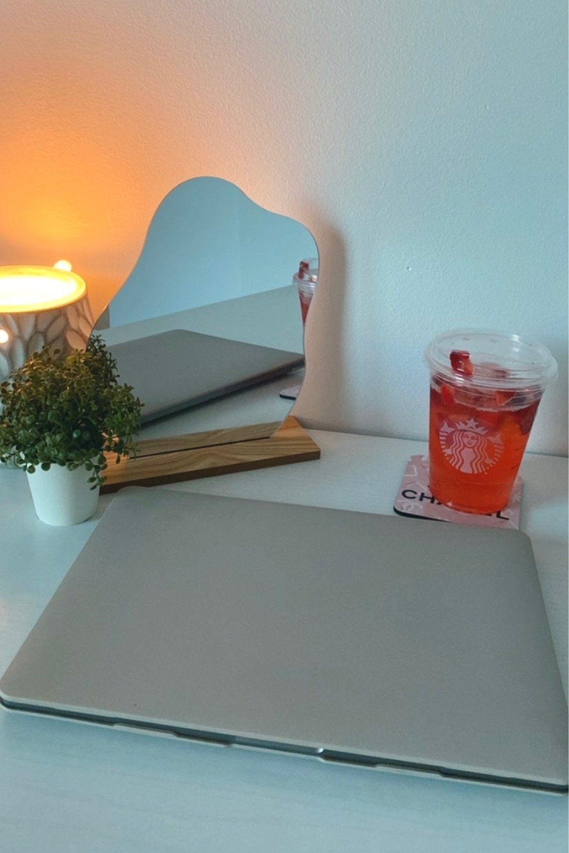 Cozy home offices vibes 🪴☁️


Home Office, Office, Desk, Irregular Mirror, Mirror, Candle Warmer, Fake Plant, Coaster, Laptop

#LTKunder50 #LTKhome #LTKstyletip