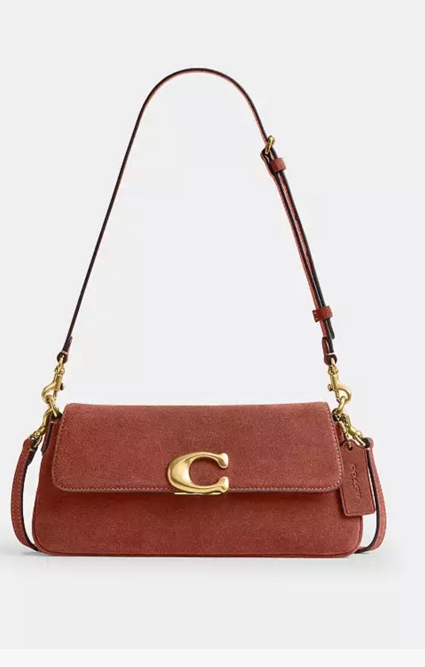 Coach sake

#LTKootd #LTKSeasonal #LTKSaleAlert